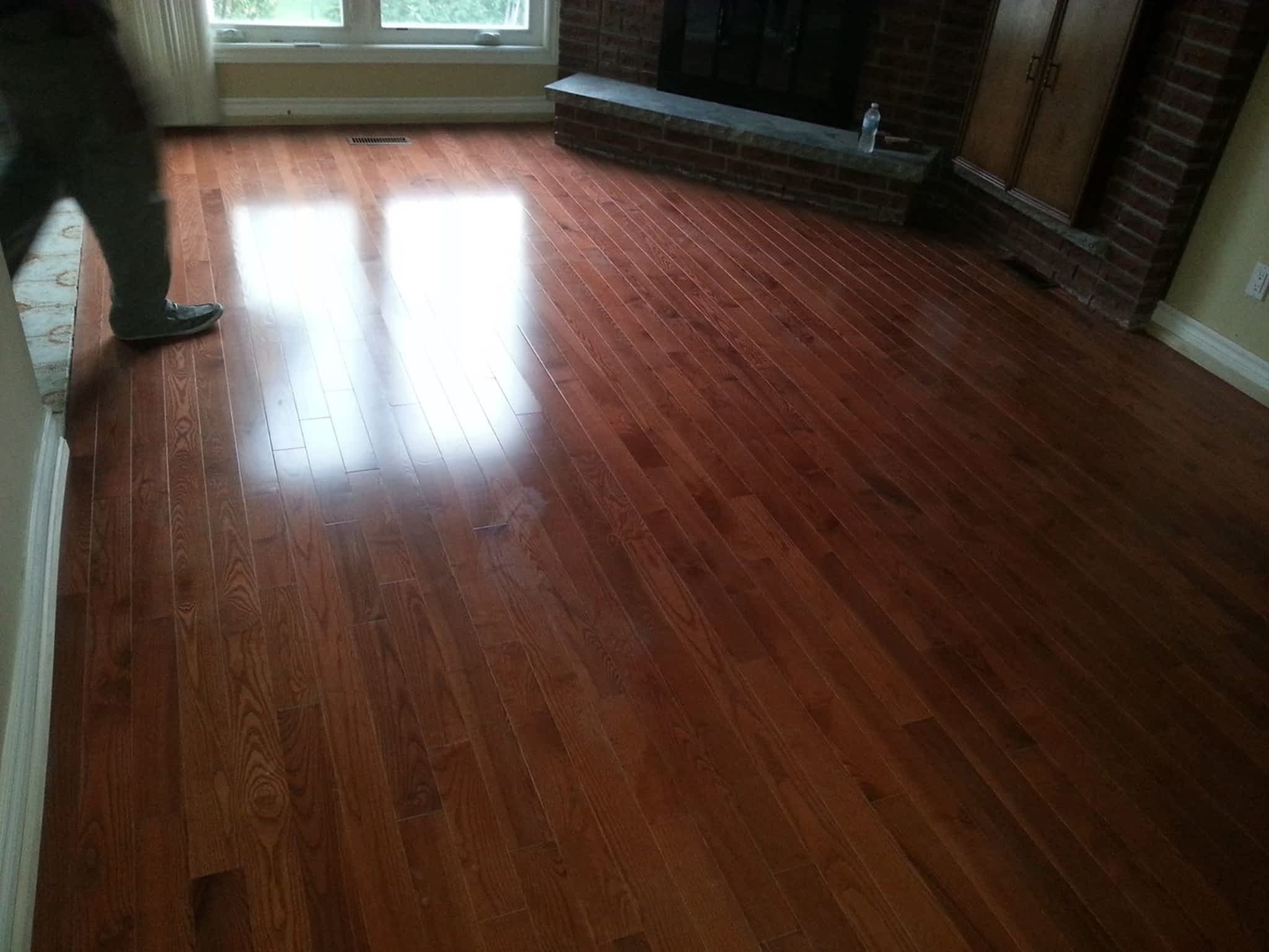 photo DT Flooring Company