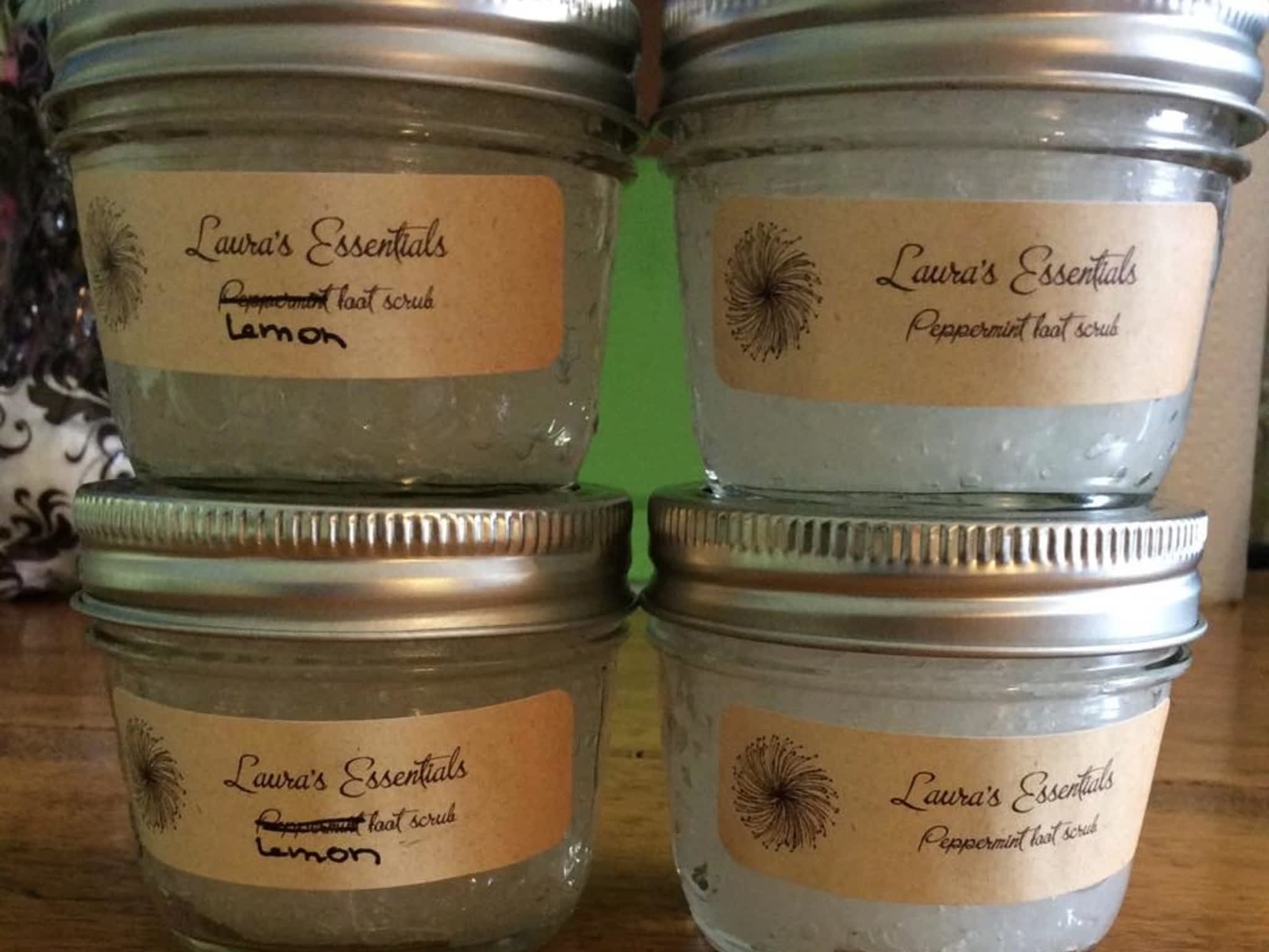 photo Laura's Essentials