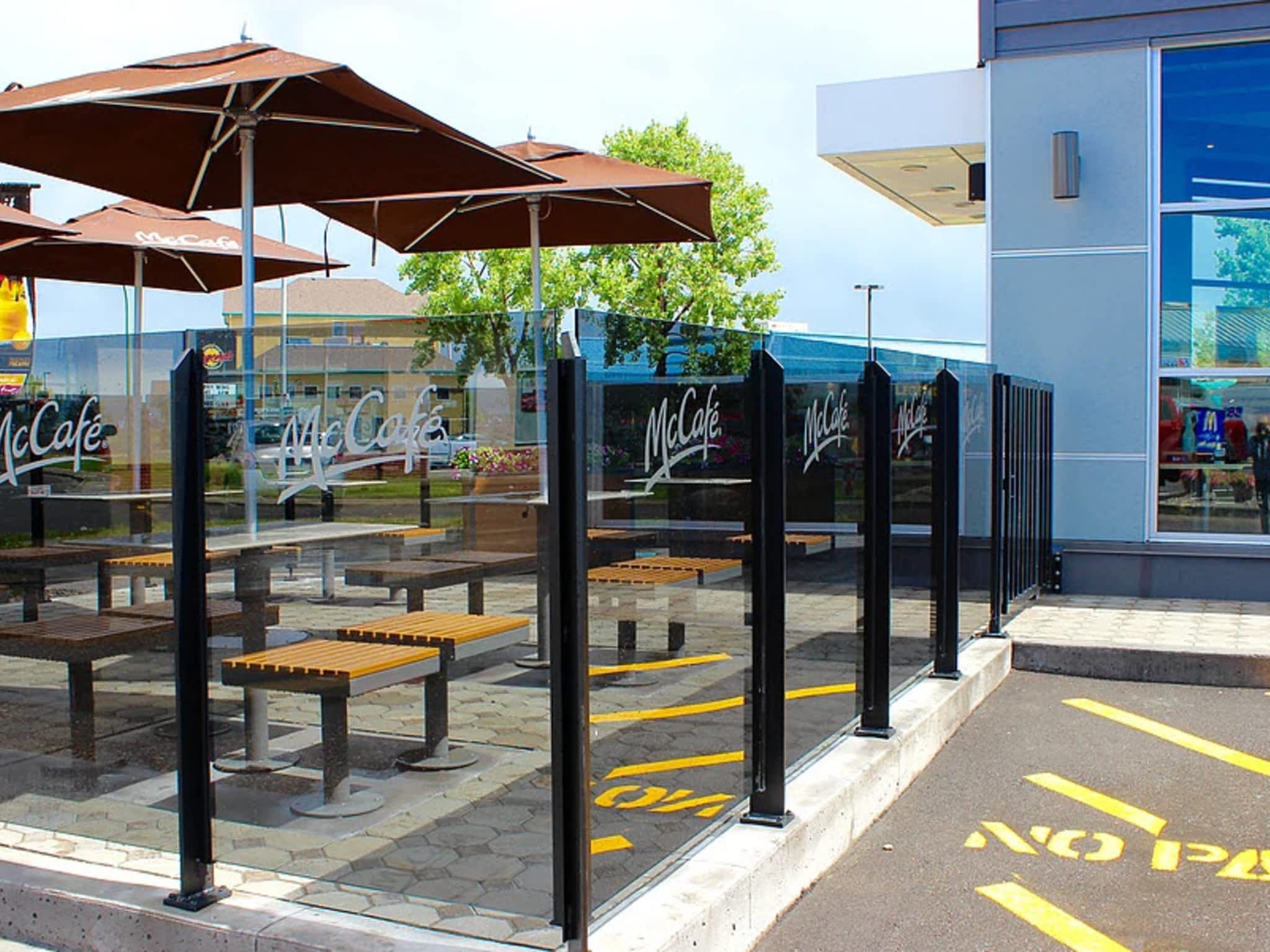 photo Canpro Deck & Rail