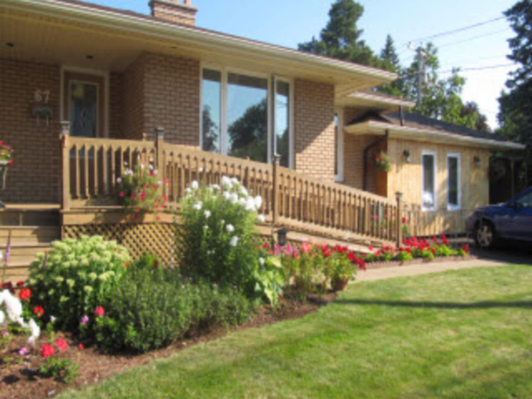 photo Golden Living Care