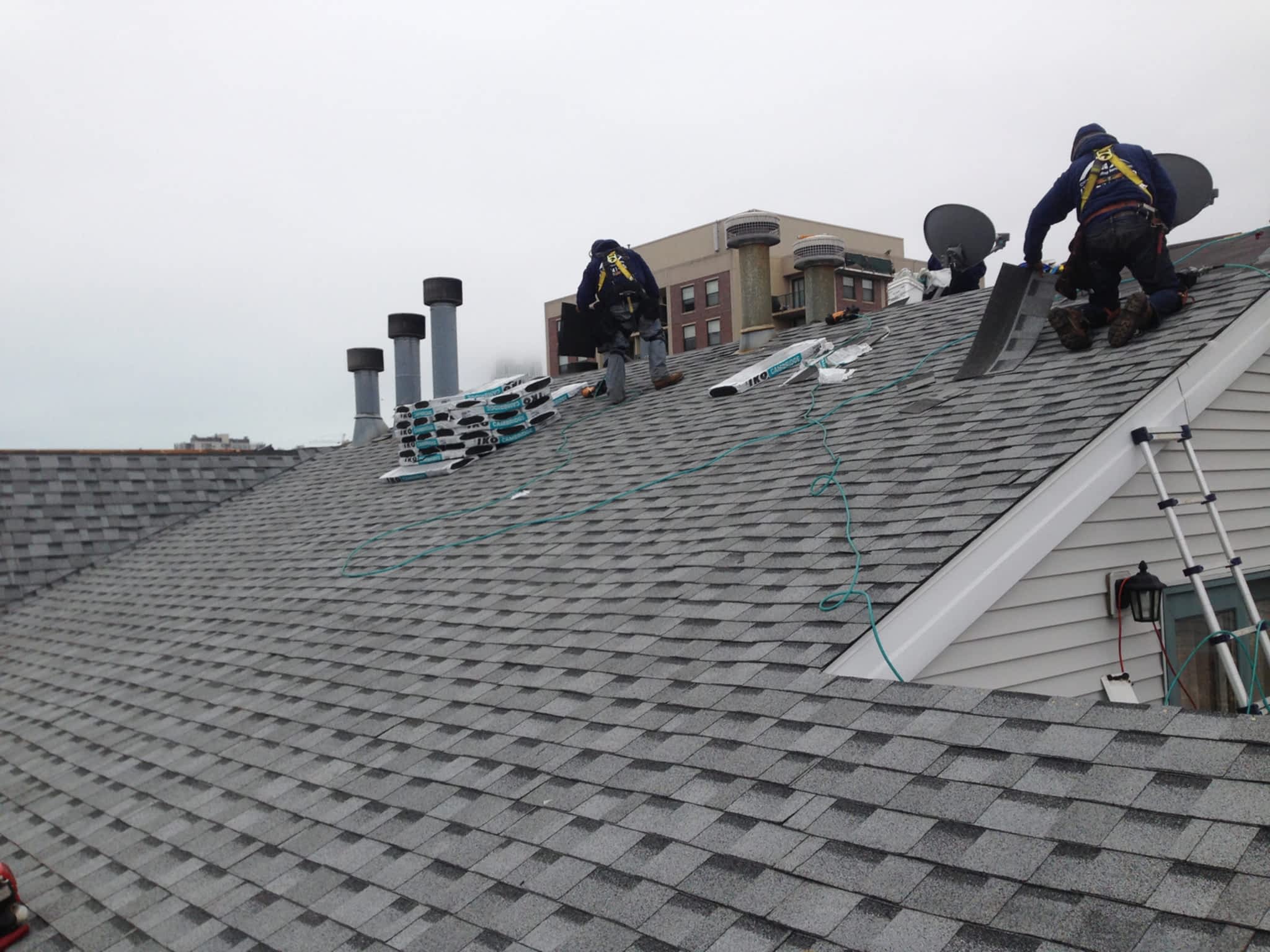 photo Top Level Roofing