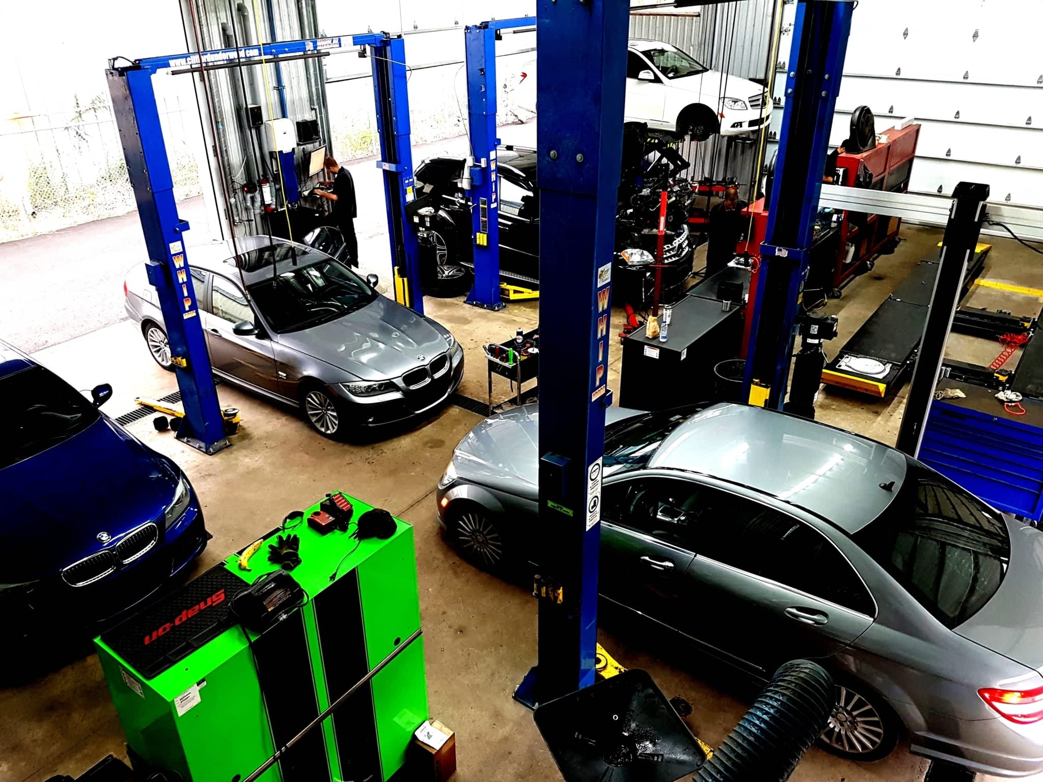 photo Garage Réparation Automobile Mécanique Expert