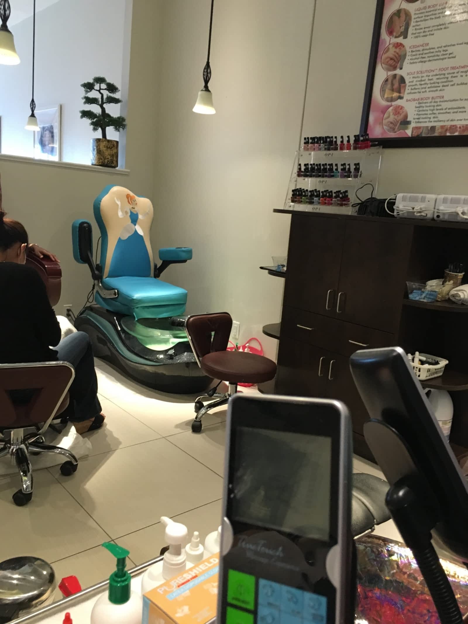 The Nail Salon And Spa 170 Kingston E, Ajax, ON