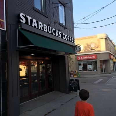 Starbucks - Cafés