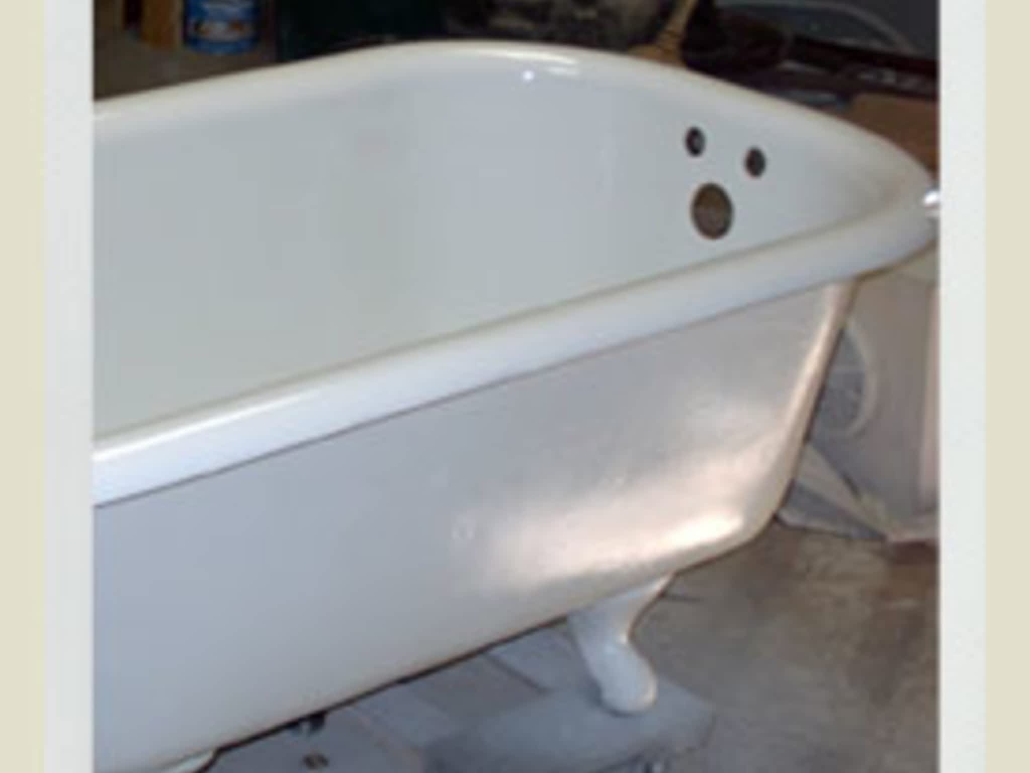 photo Bathtub Refinishing Services
