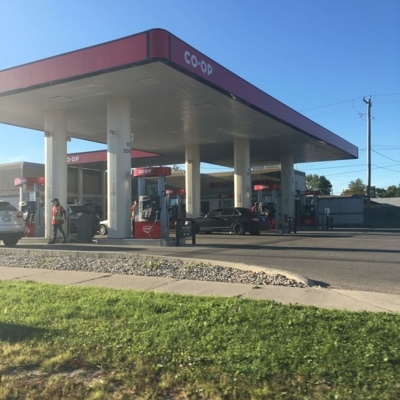 Red River Co-op - Stations-services
