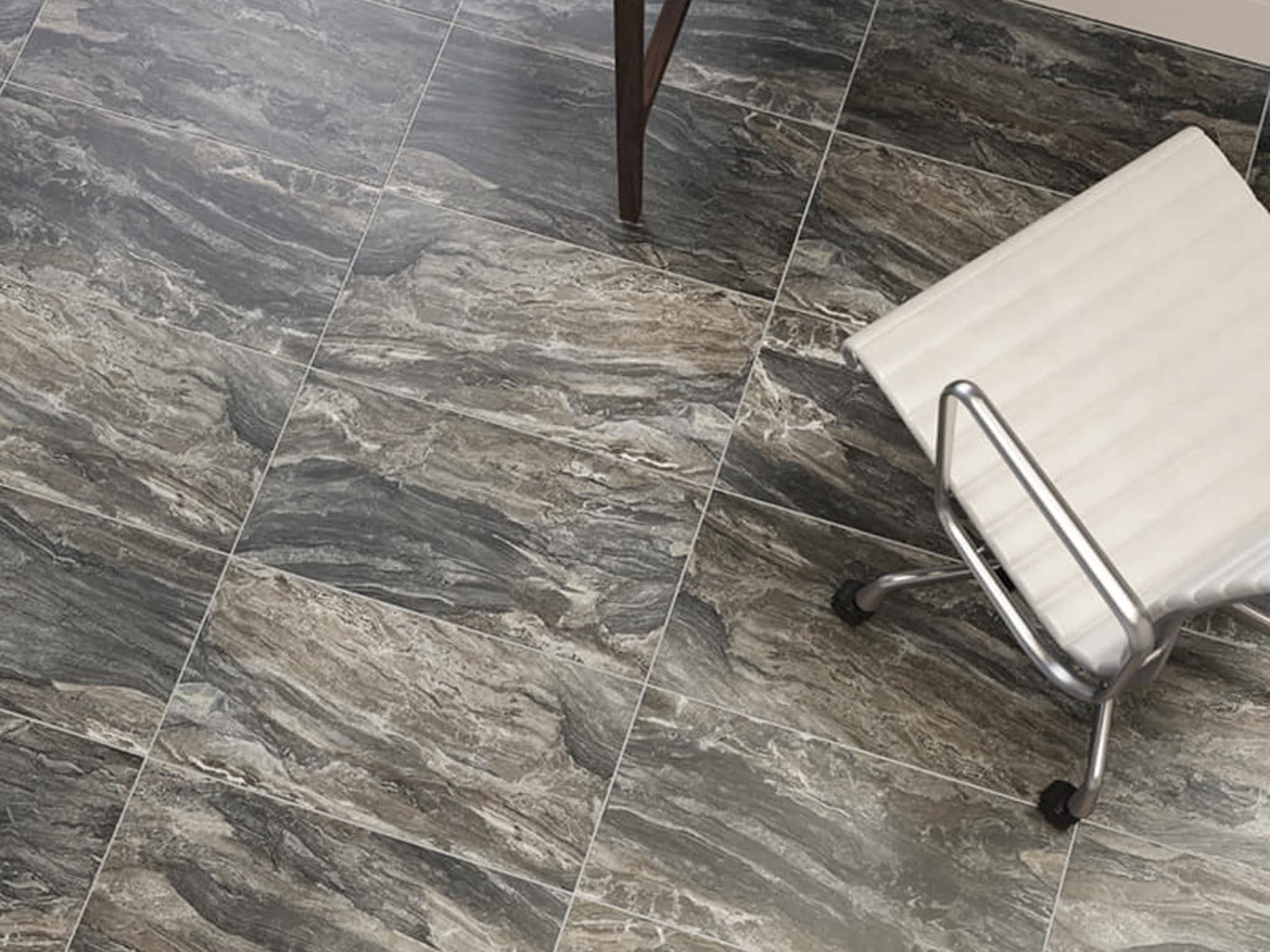 photo M & P Flooring