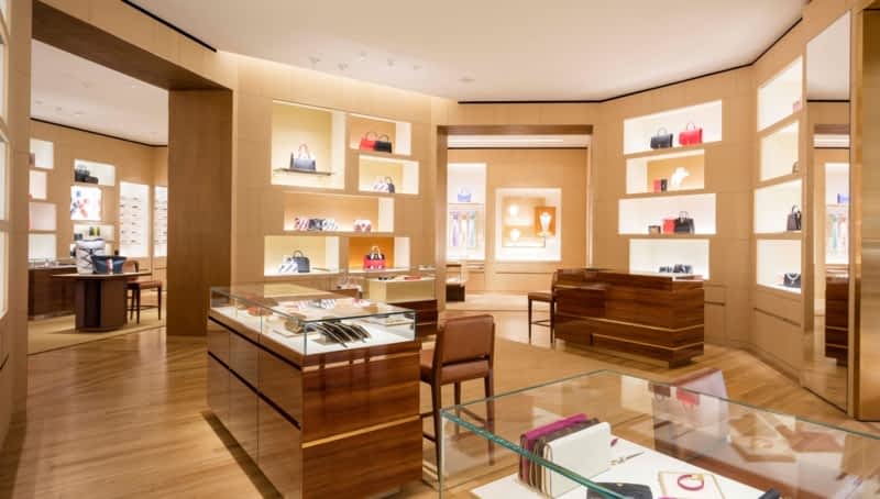 Louis Vuitton Toronto Eaton Saks Store, Canada