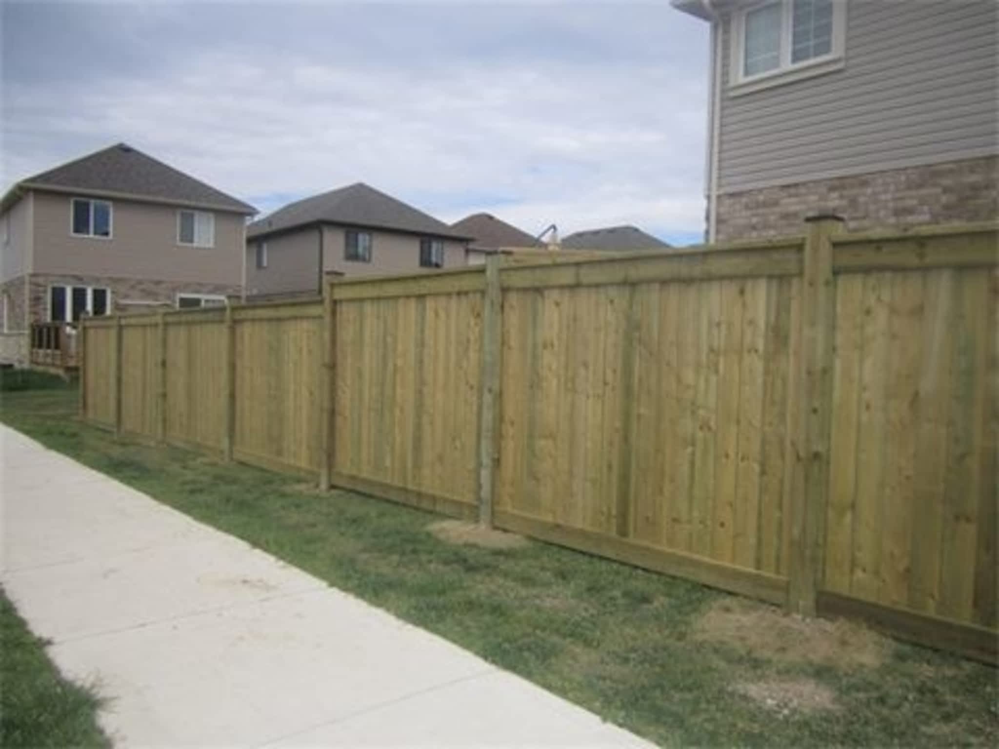 photo VanDuzen Fence & Post