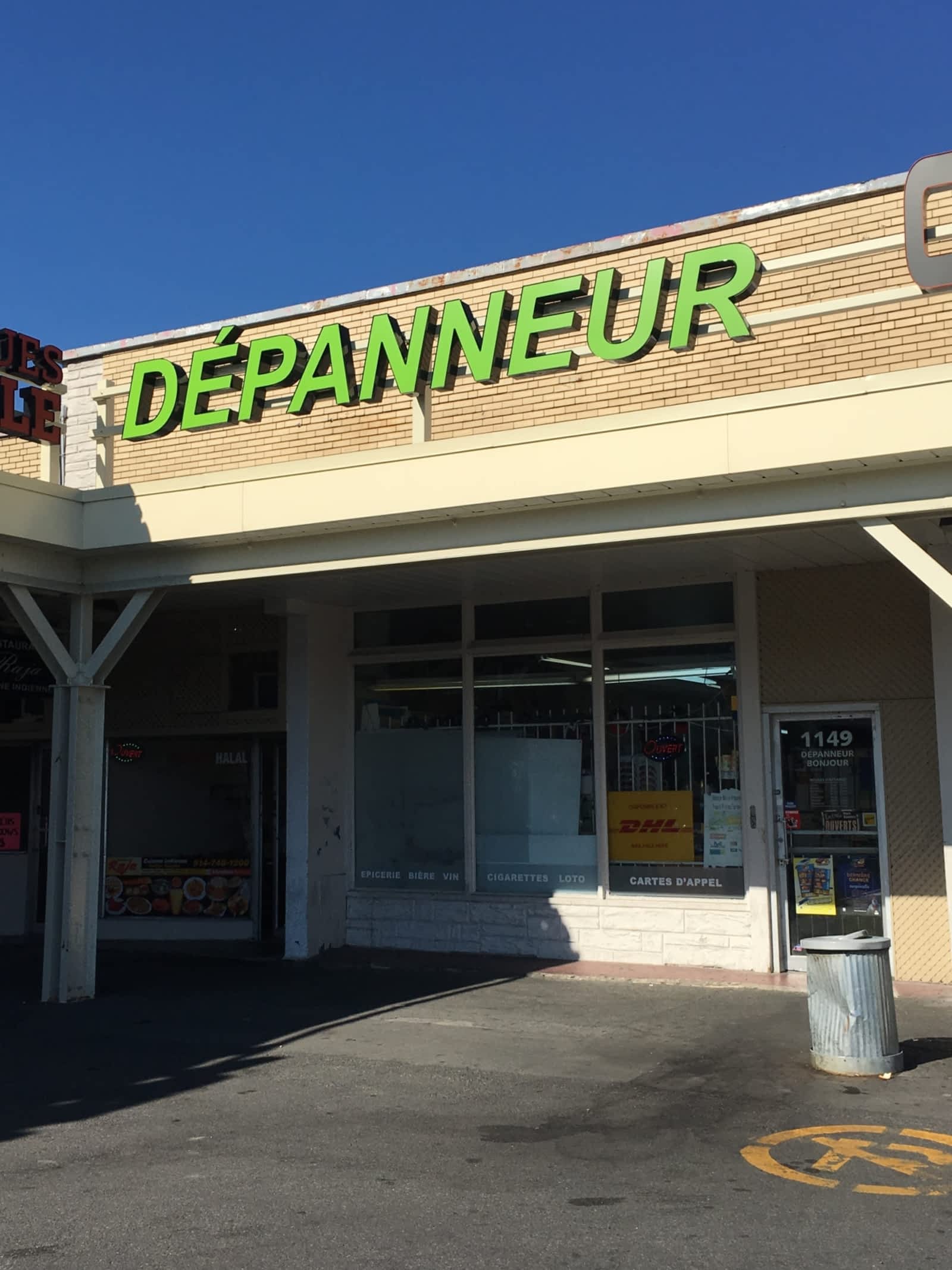 Dépanneur Bonjour 1149, rue Décarie, SaintLaurent, QC