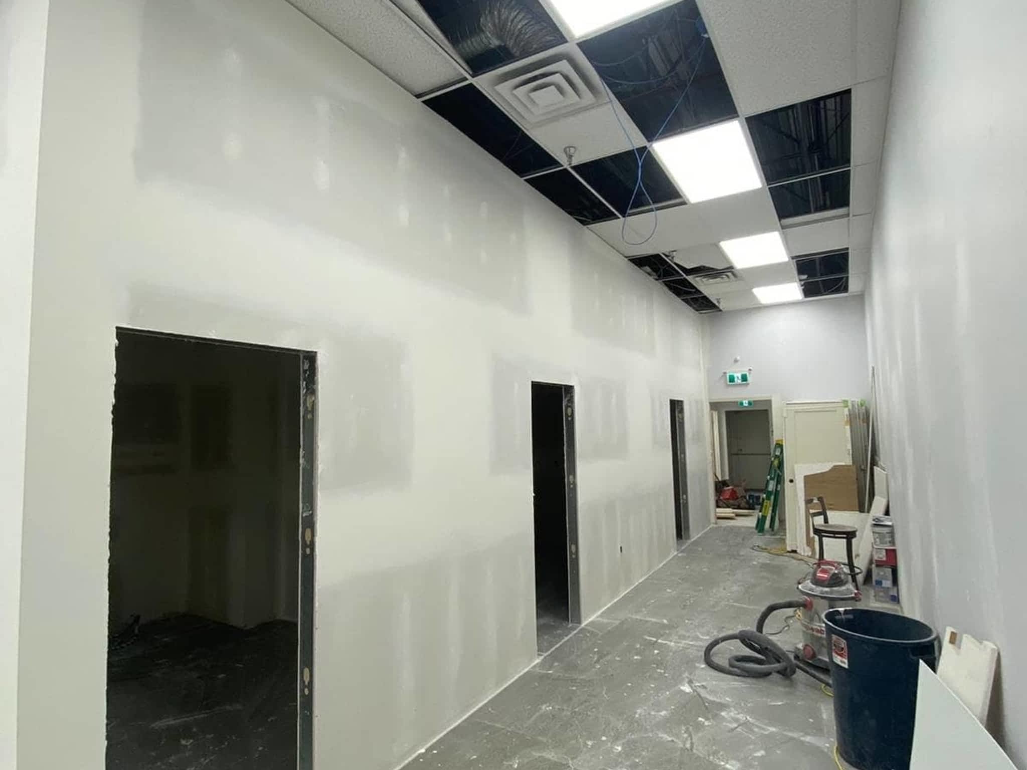 photo I Fix Wall and Ceiling