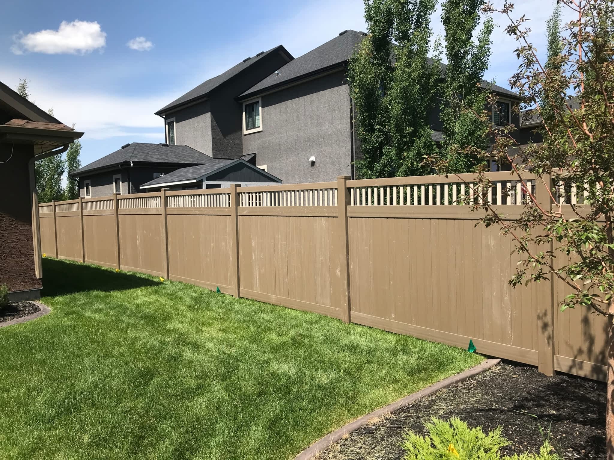 photo Decked Out Vinyl Fencing