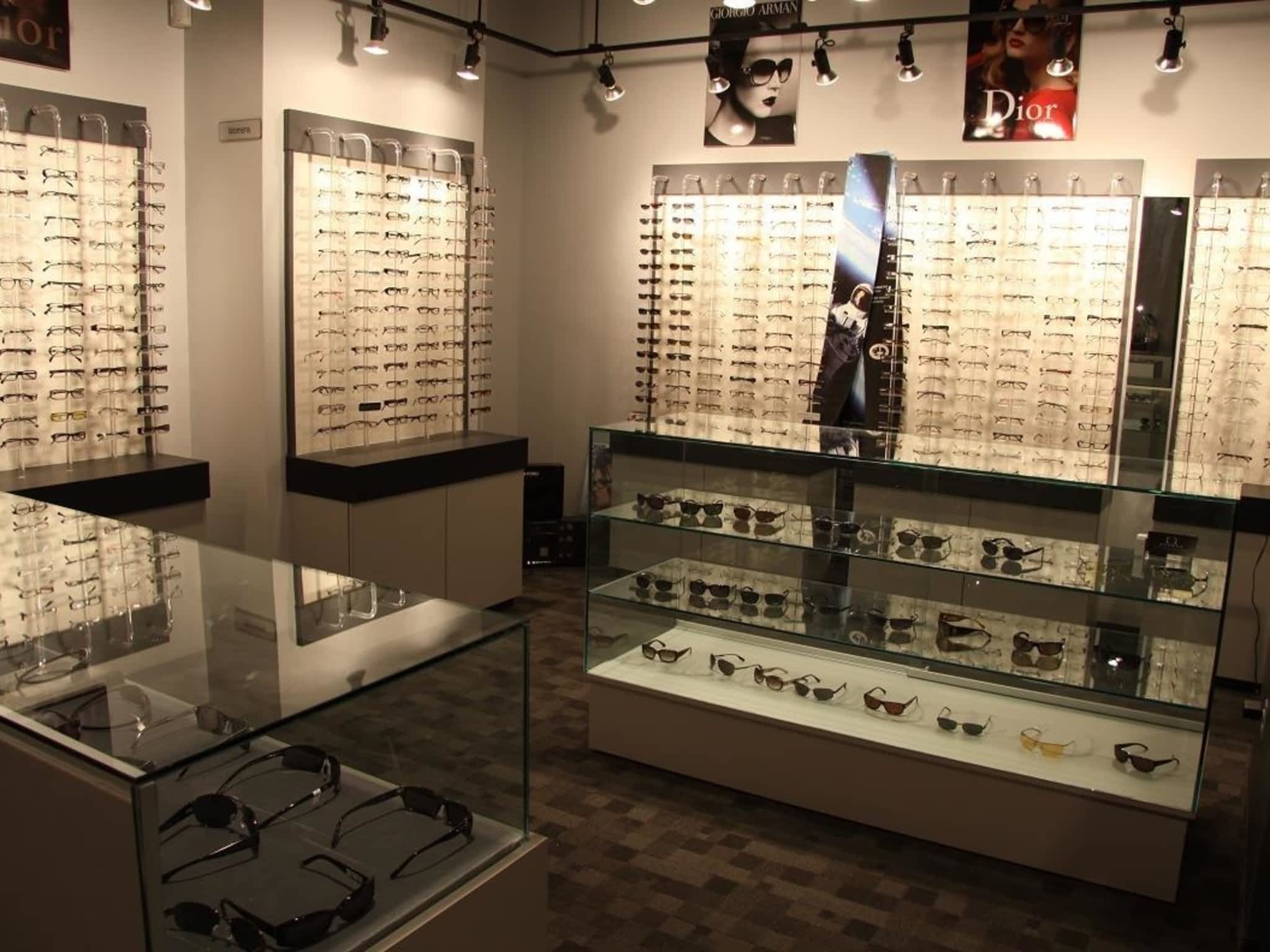 photo Goodwin Grenville L Dr - Sparks Street Optometry