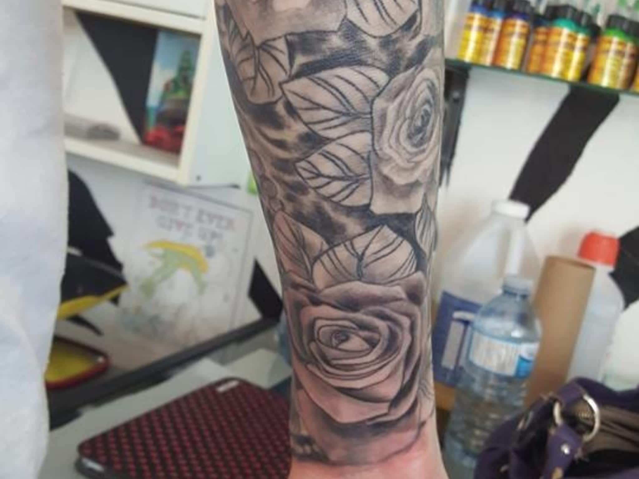 photo Infiniti Tattoos & Piercing Studios