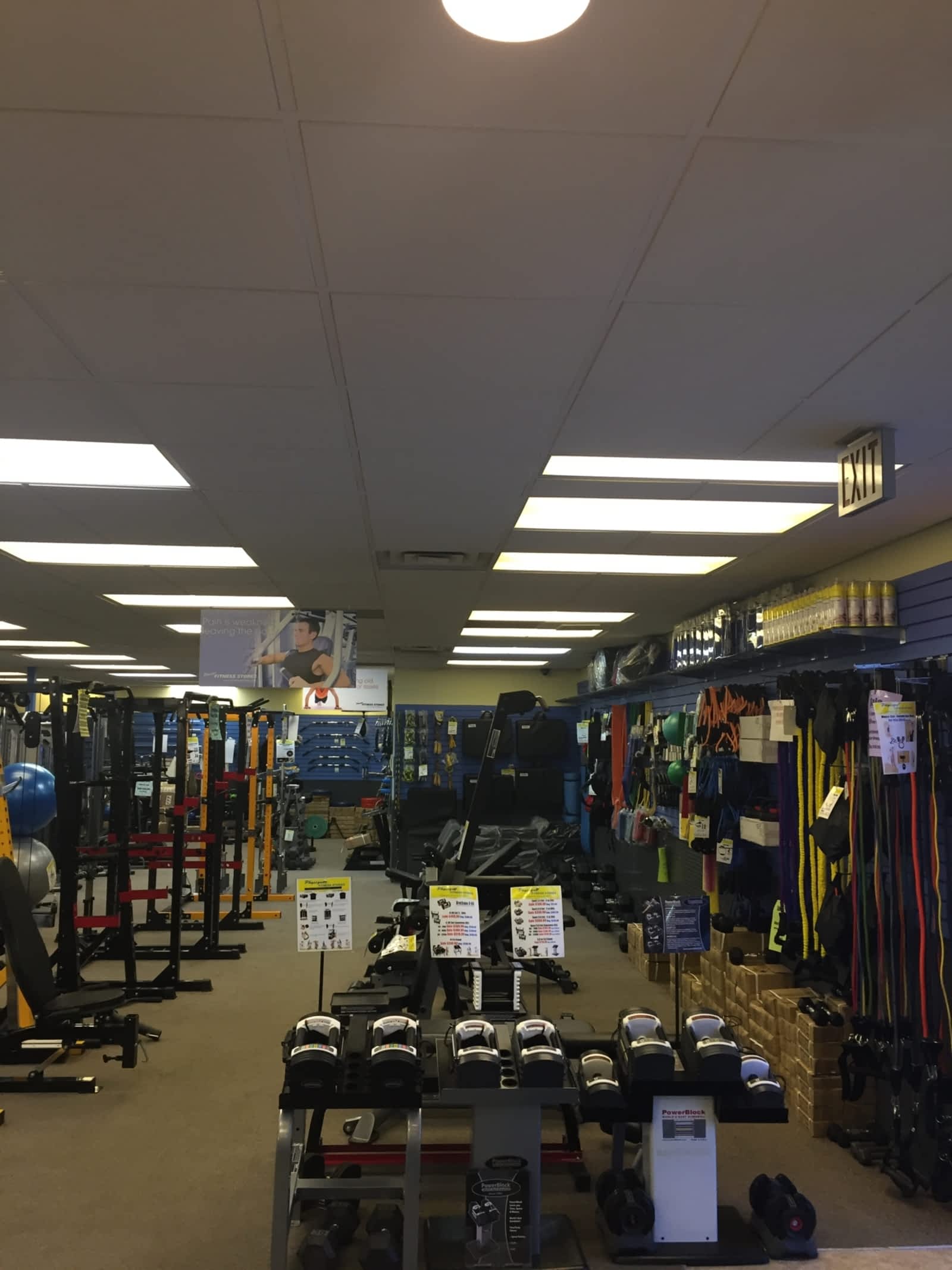 physique fitness store