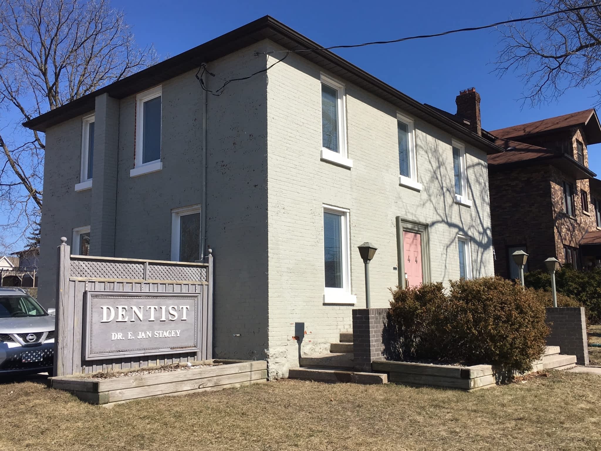 photo Colborne Family Dental