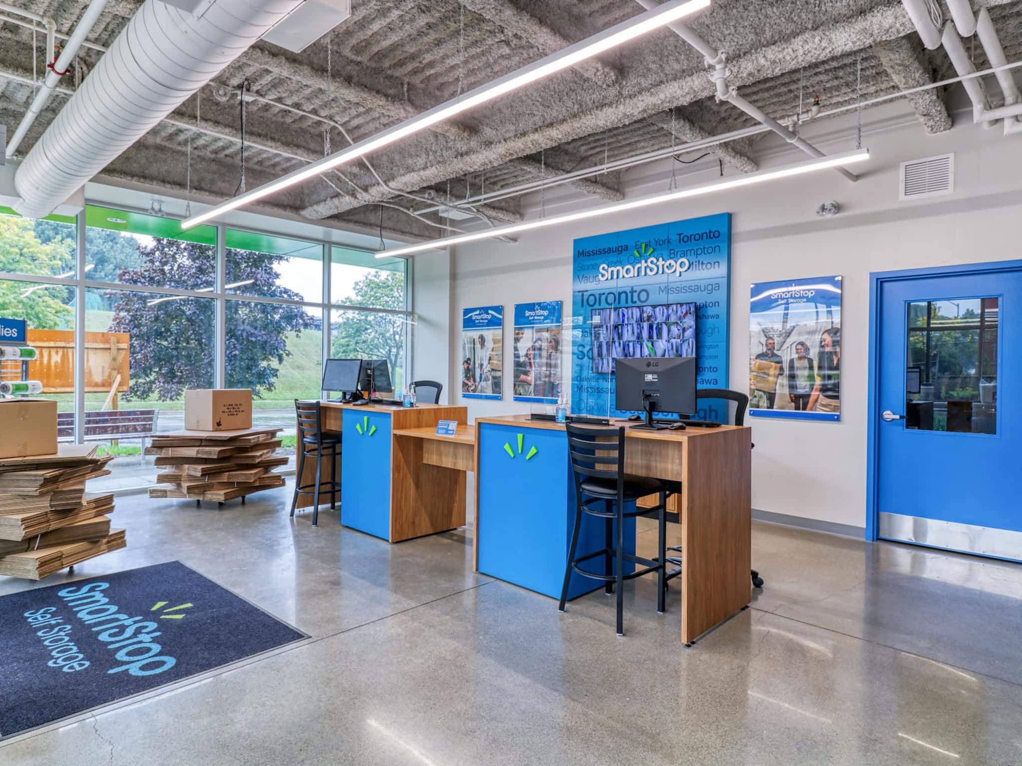 photo SmartStop Self Storage