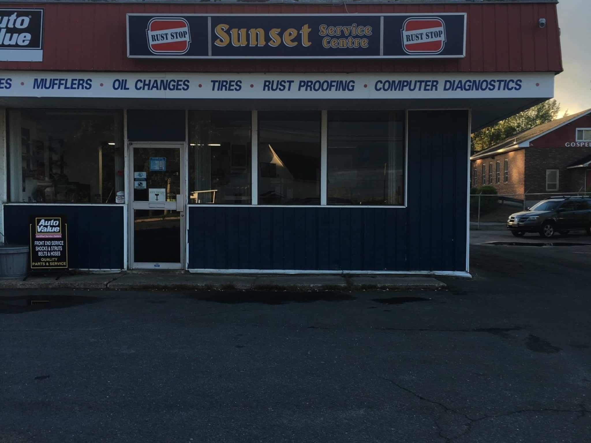photo Sunset Service Centre Certified Auto Repair