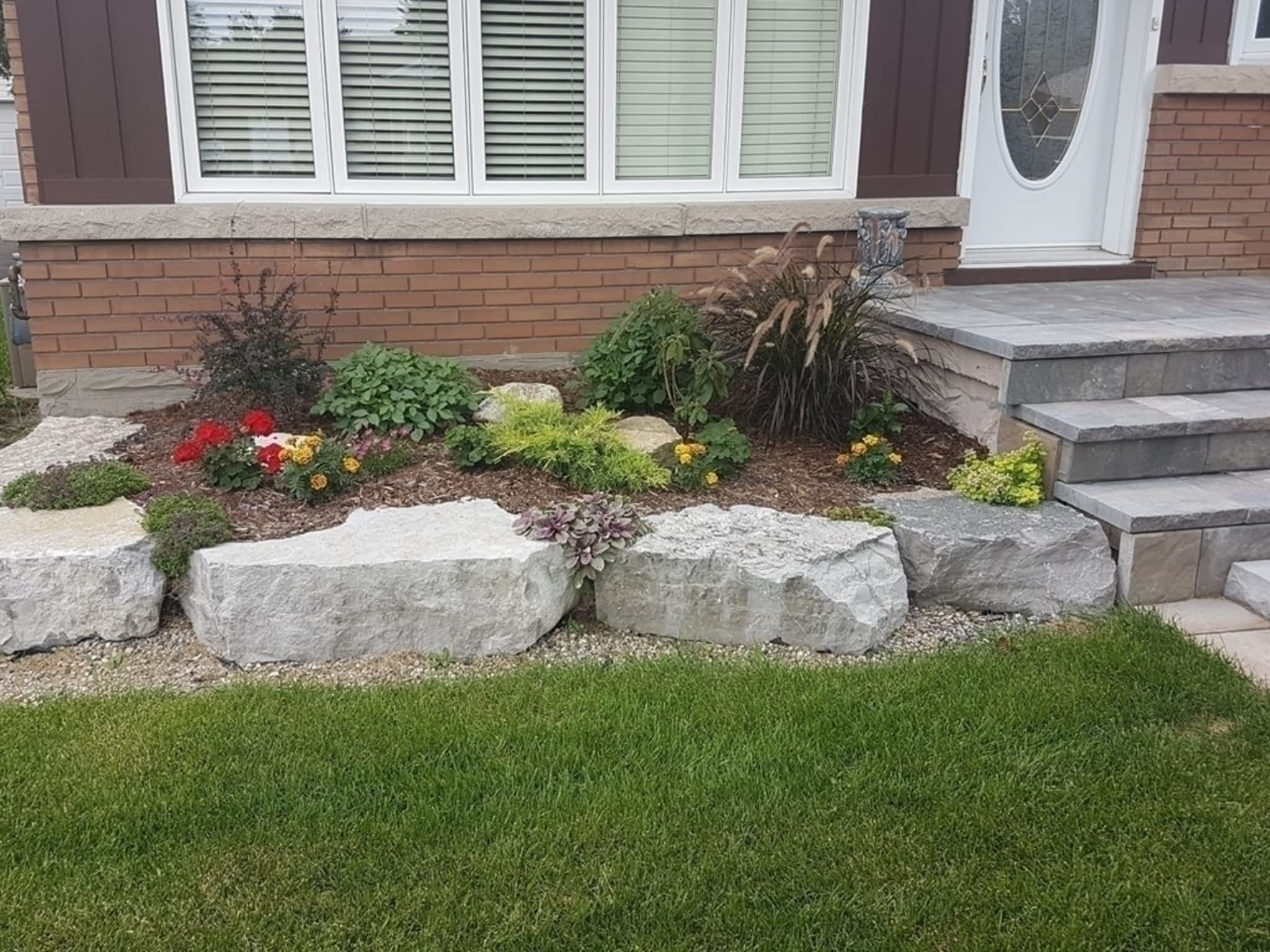 photo Elmvale Landscaping & Contractors