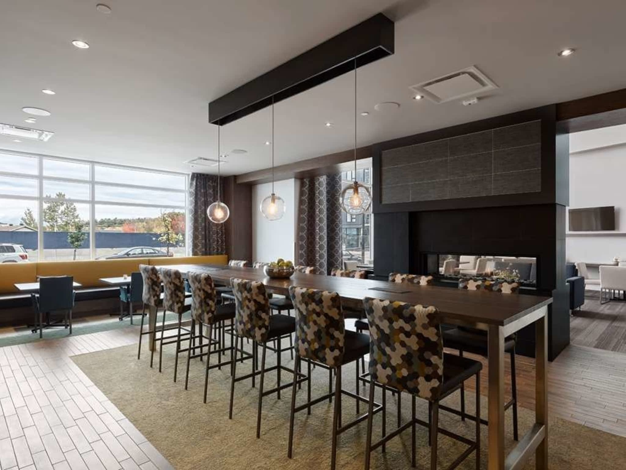 photo Hampton Inn & Suites by Hilton Quebec City /Saint-Romuald