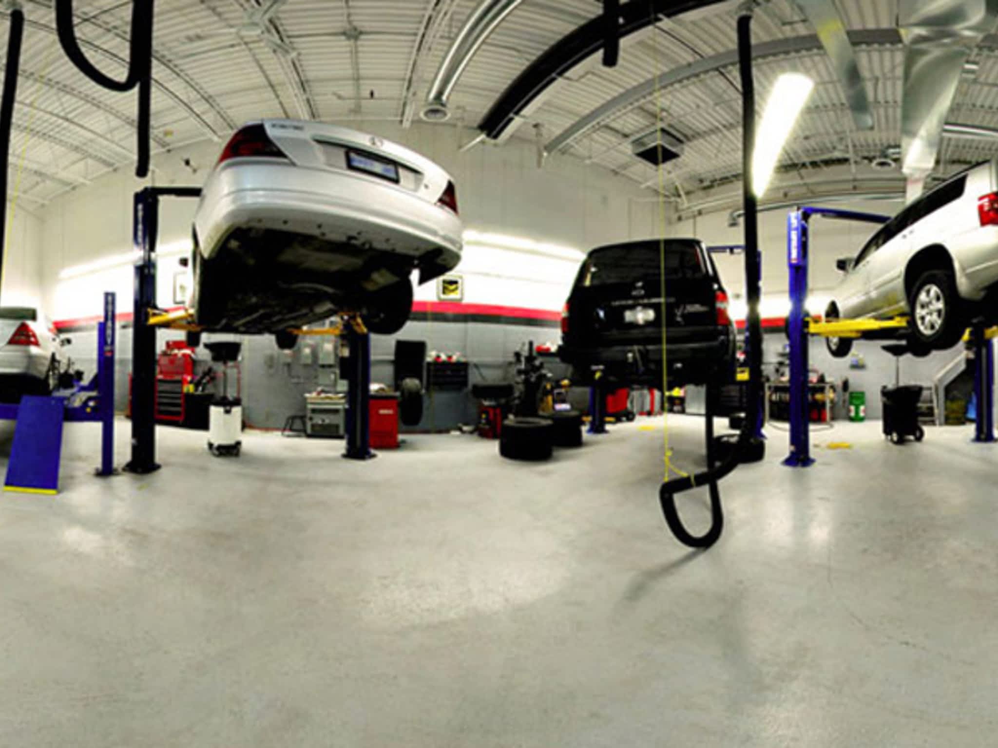 photo Bullock City Auto Service Inc., 156 Bullock Drive, Unit 8-9, Markham Ontario L3P 1W2