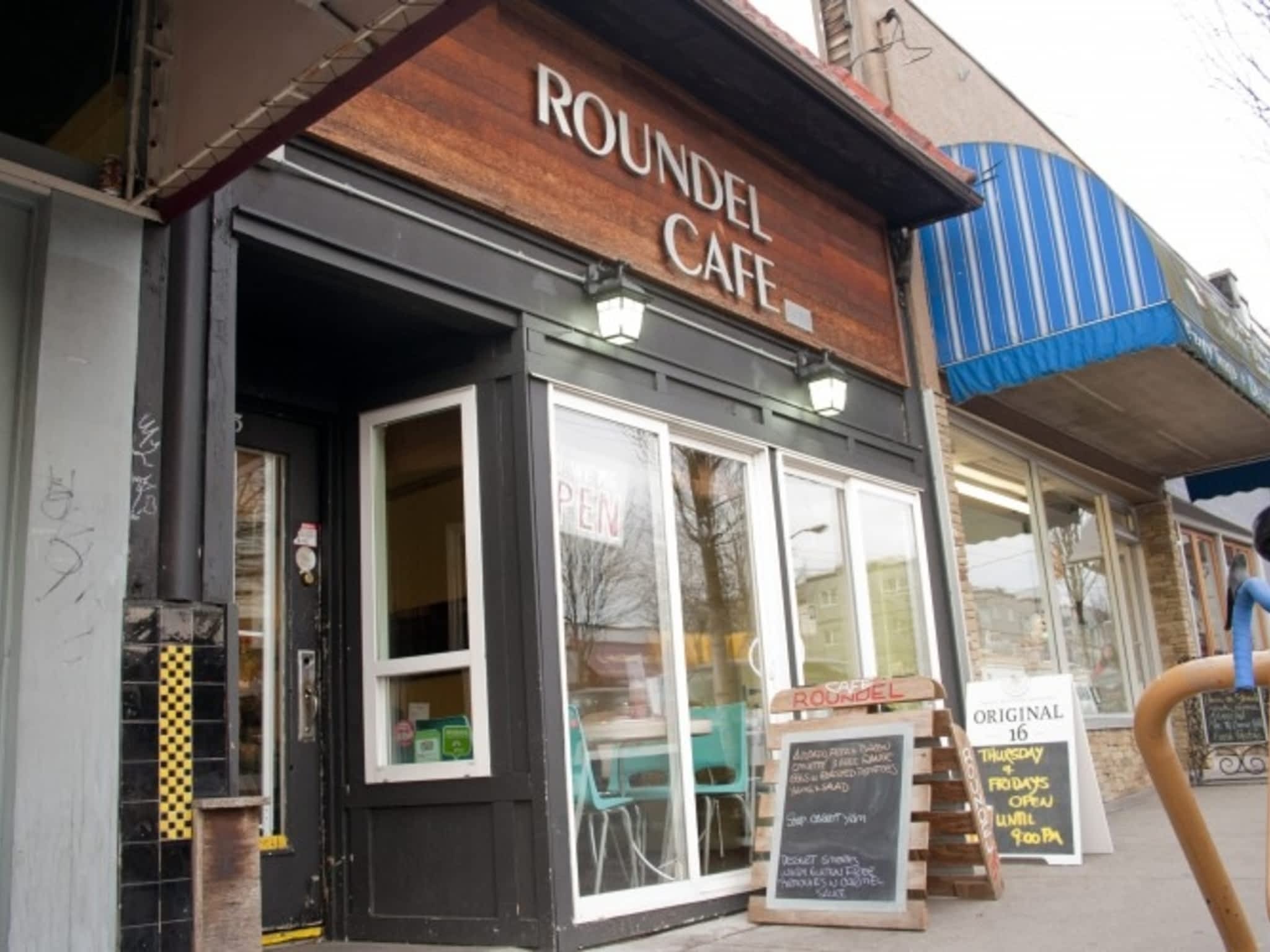 photo Roundel Cafe