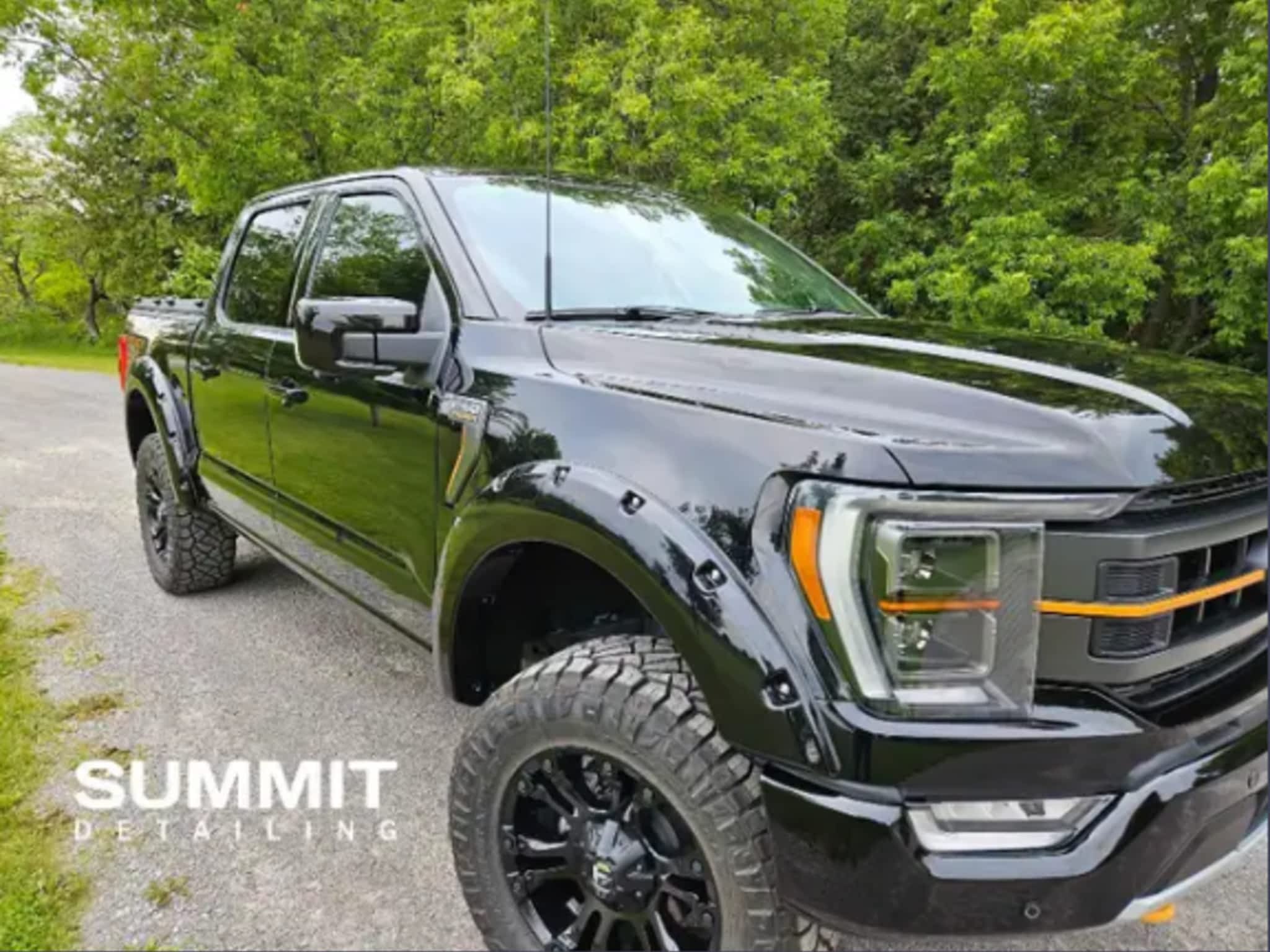 photo Summit Detailing