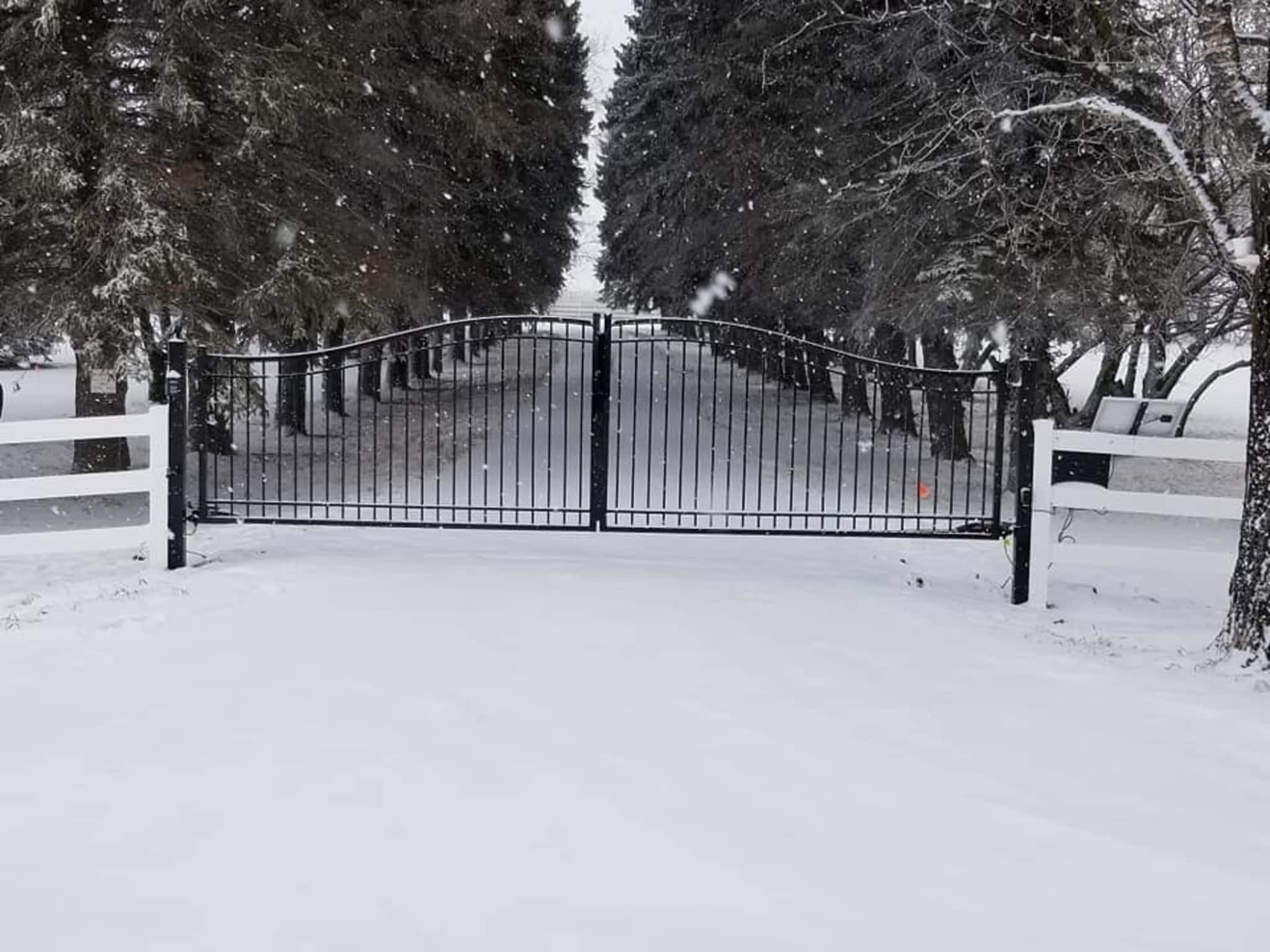 photo Alberta Gate & Fence