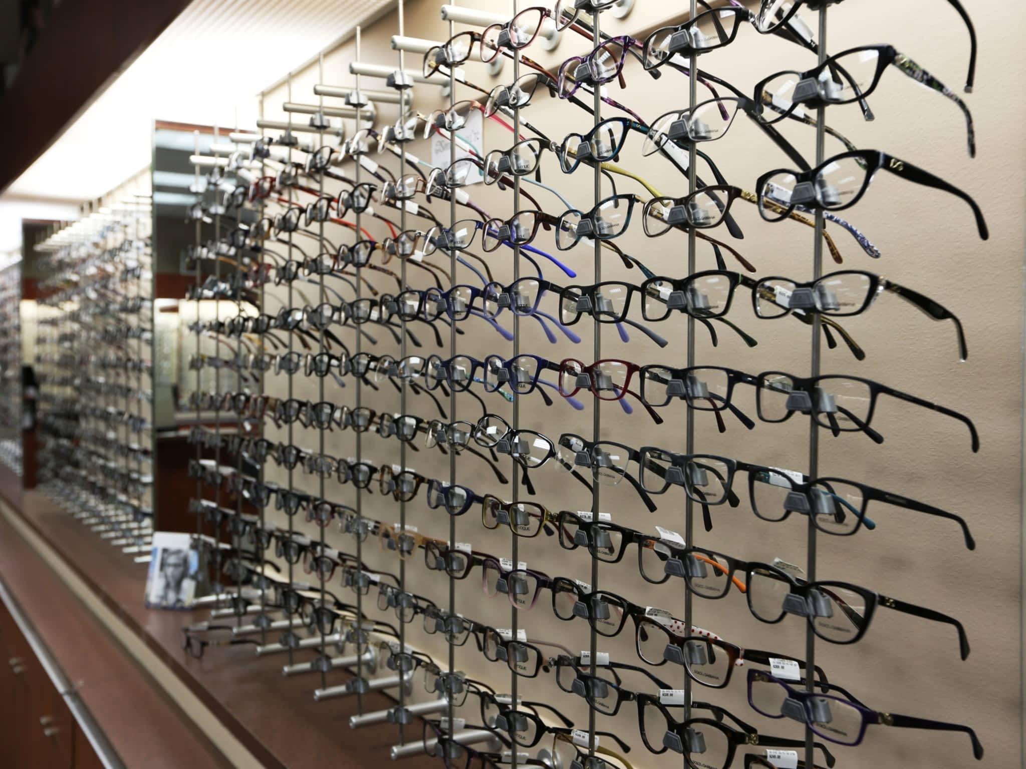 photo The Eyewear Place