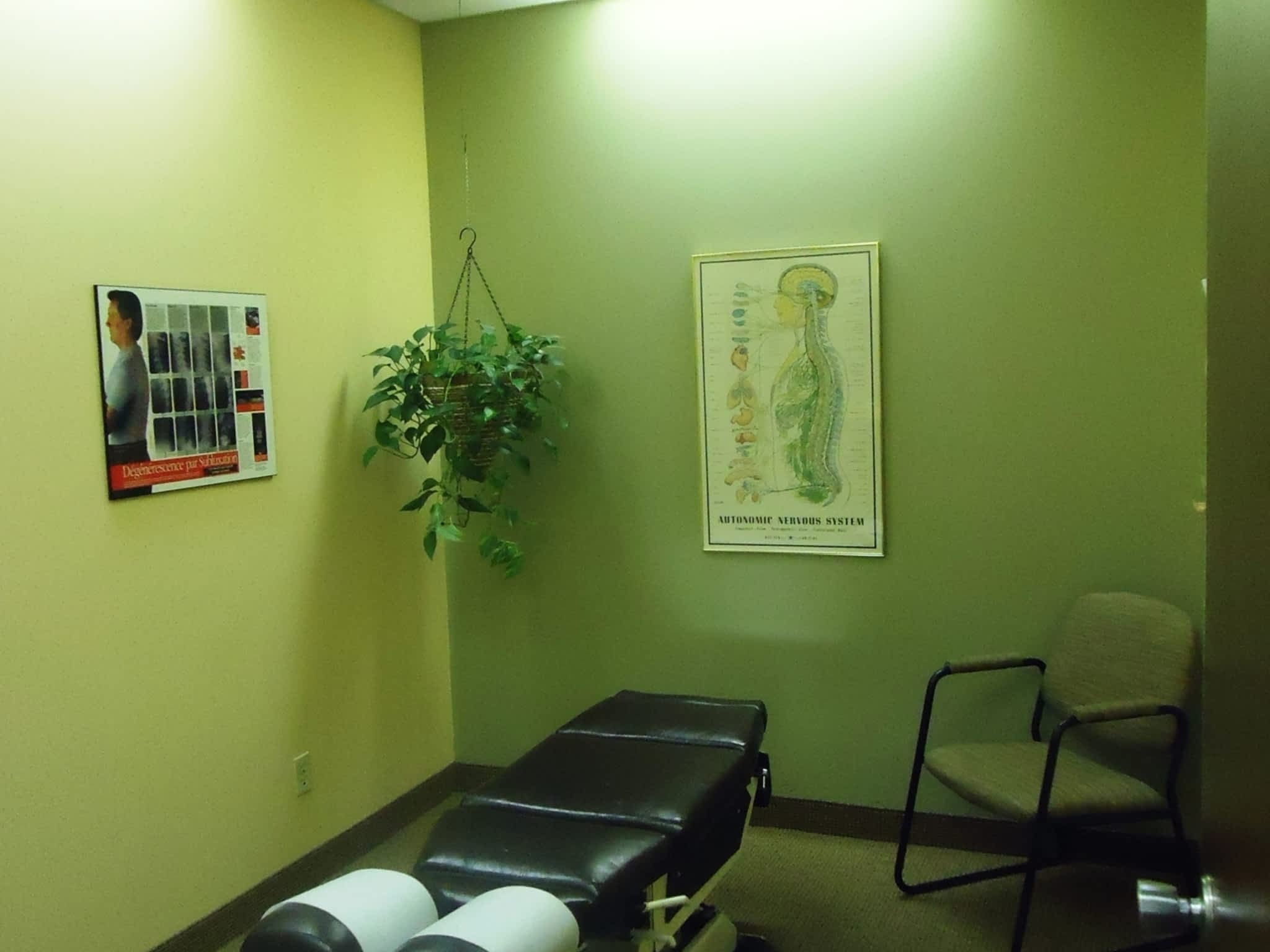 photo Centre Chiropratique Pincourt Chiropractic Center