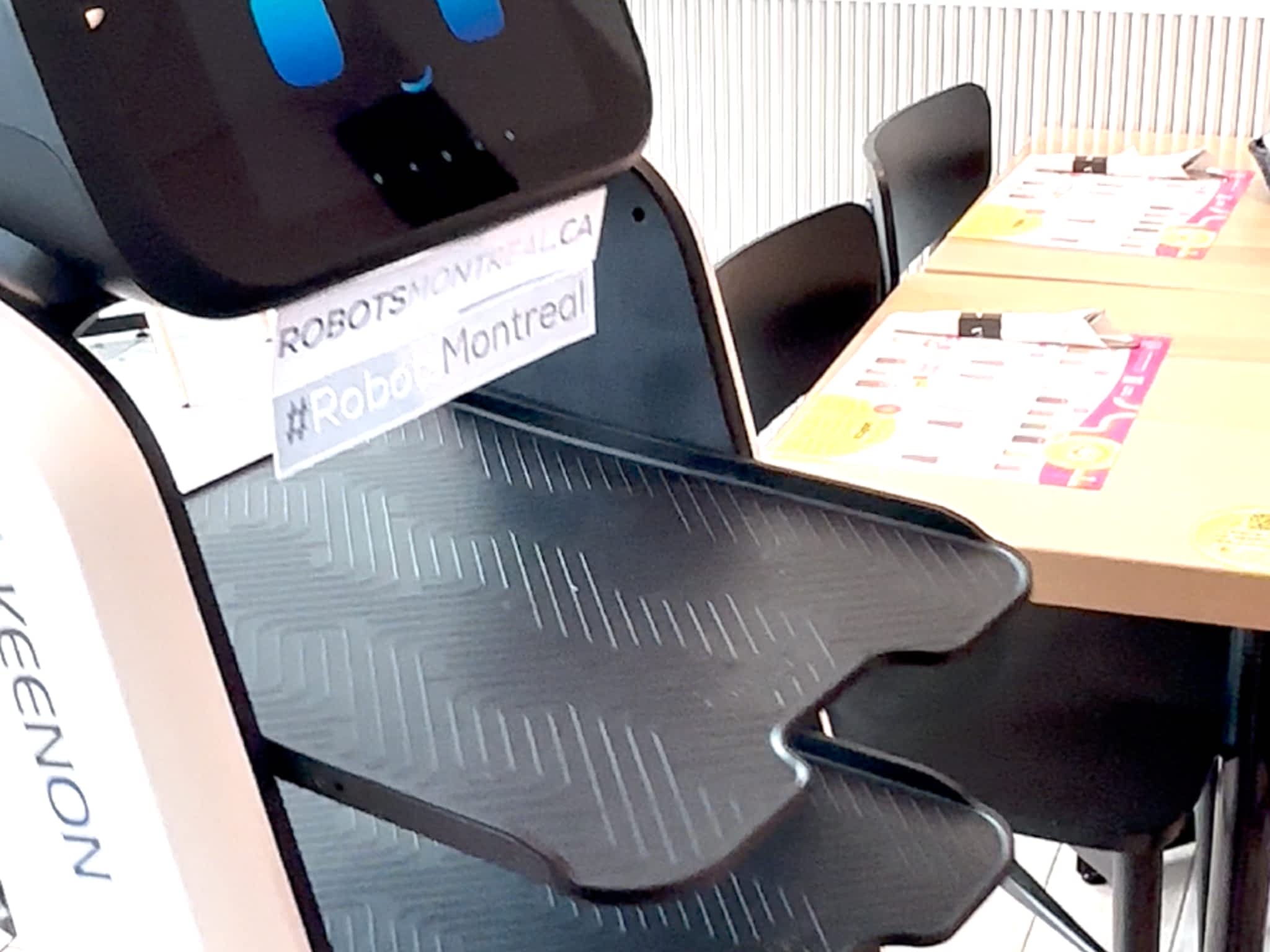 photo Robots Montreal