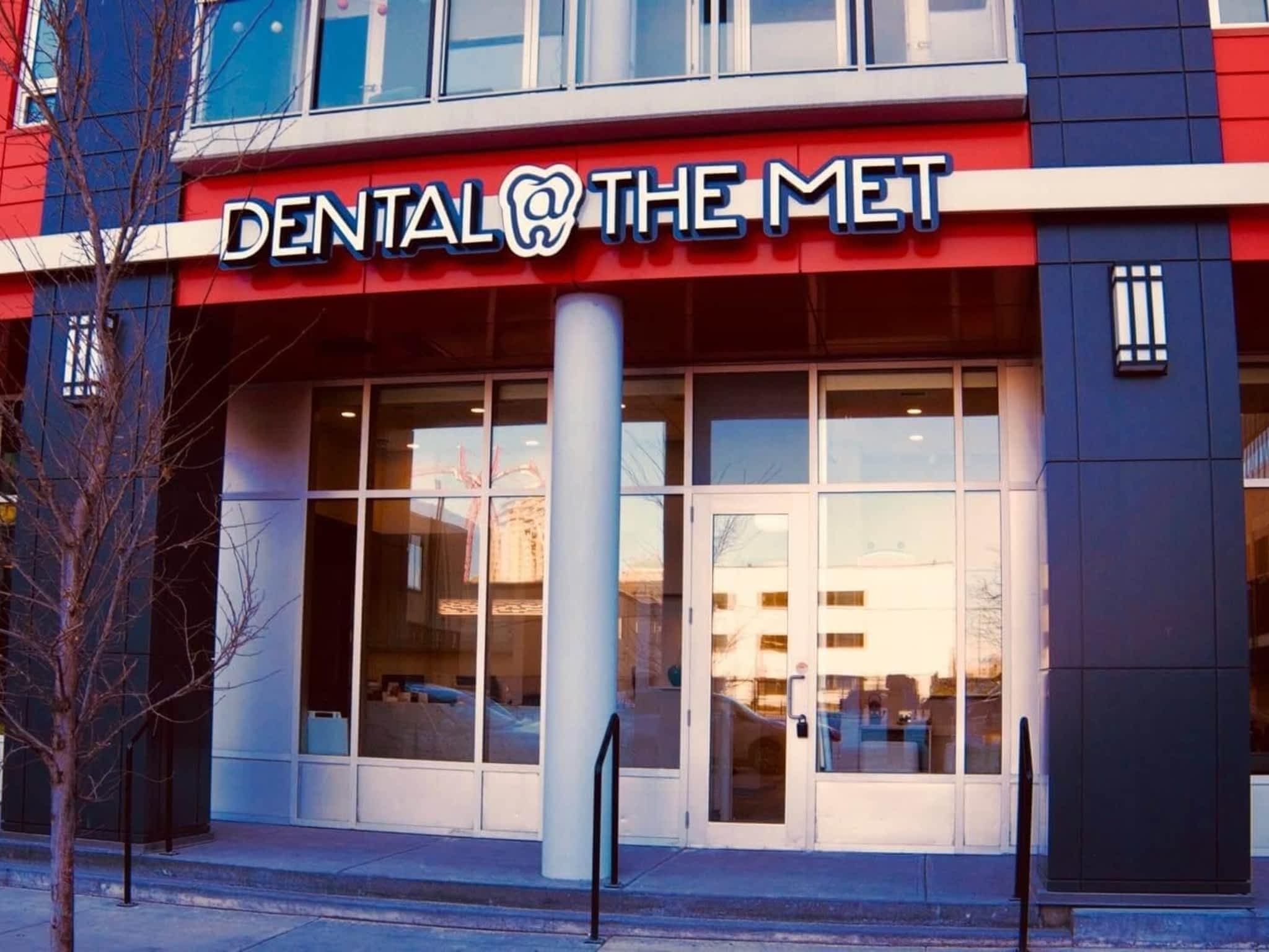 photo Dental at the Met