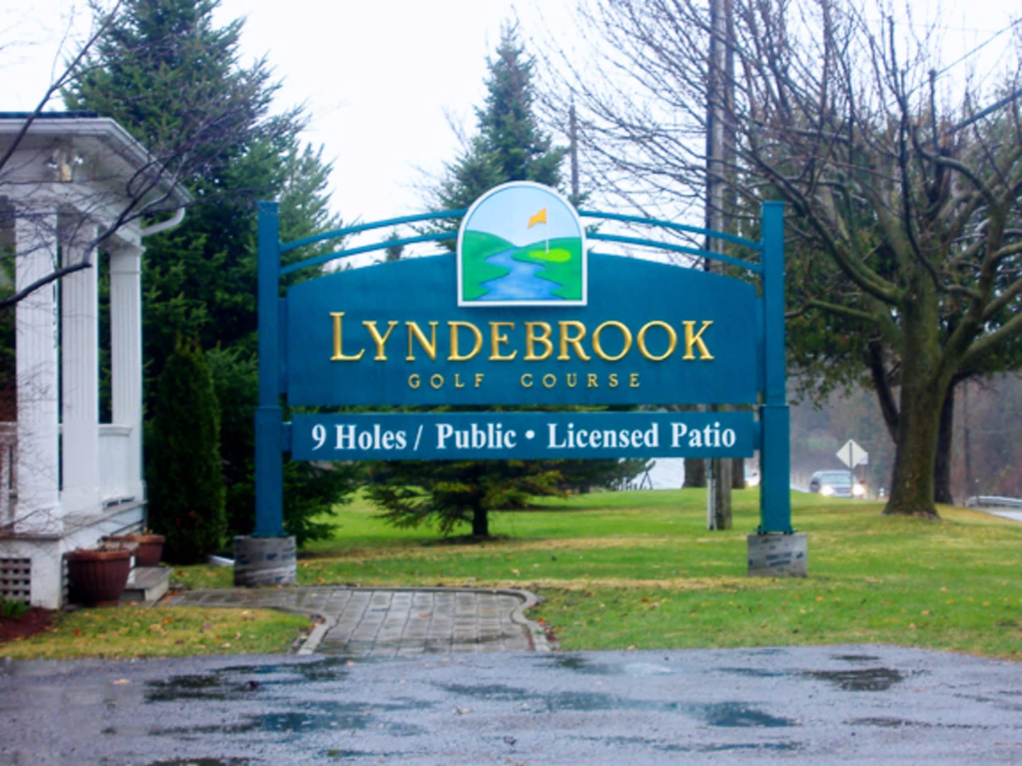 photo Lyndebrook Golf Course