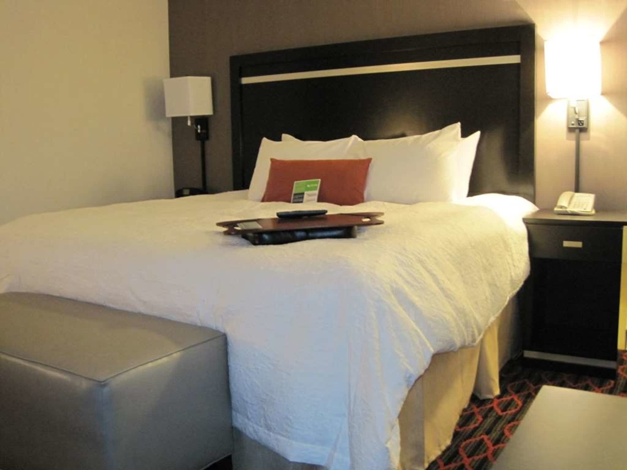 photo Hampton Inn by Hilton Fort Saskatchewan