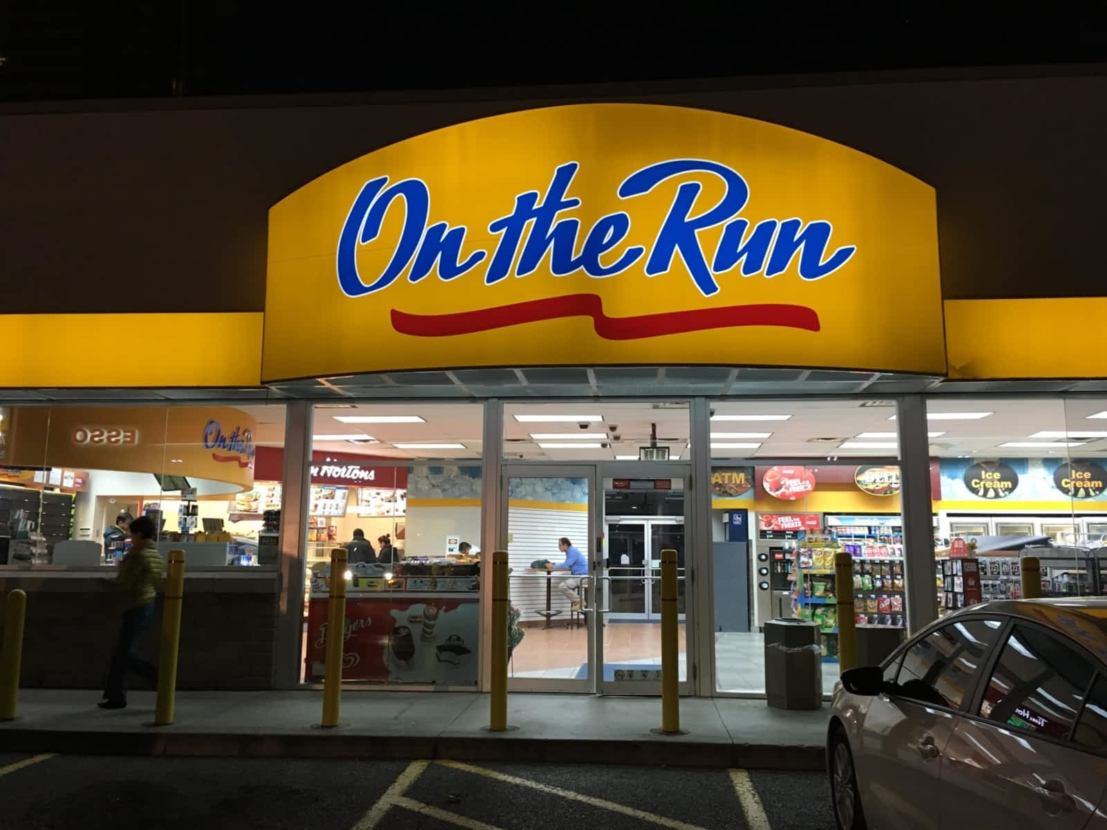 Esso 2500 Don Mills Rd, North York, ON