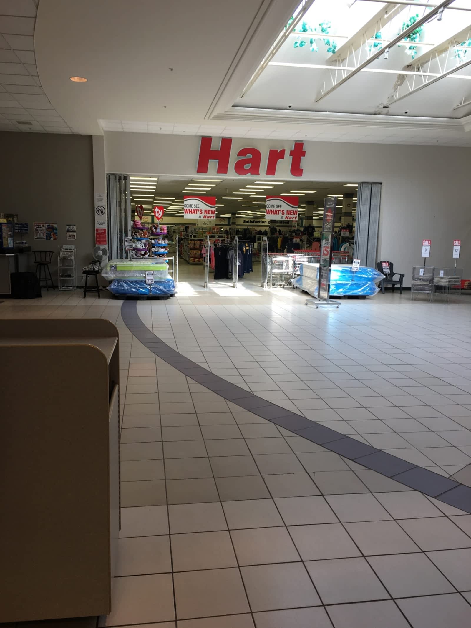 Hart Stores 250300 Lakeshore Dr, North Bay, ON