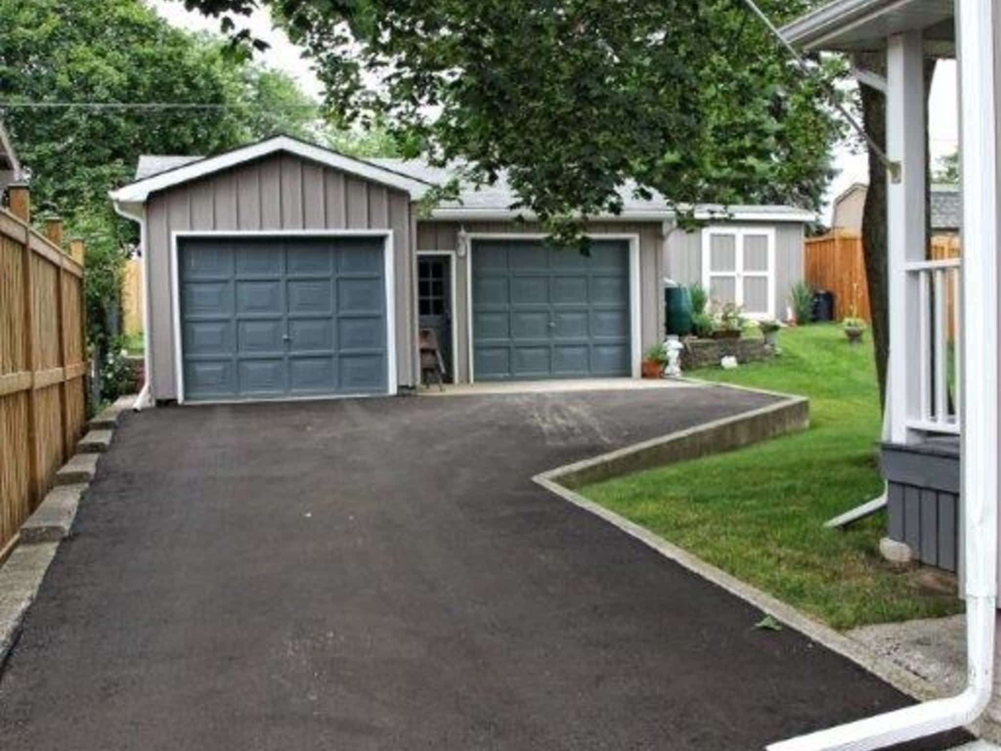 photo CFJ Paving Ltd