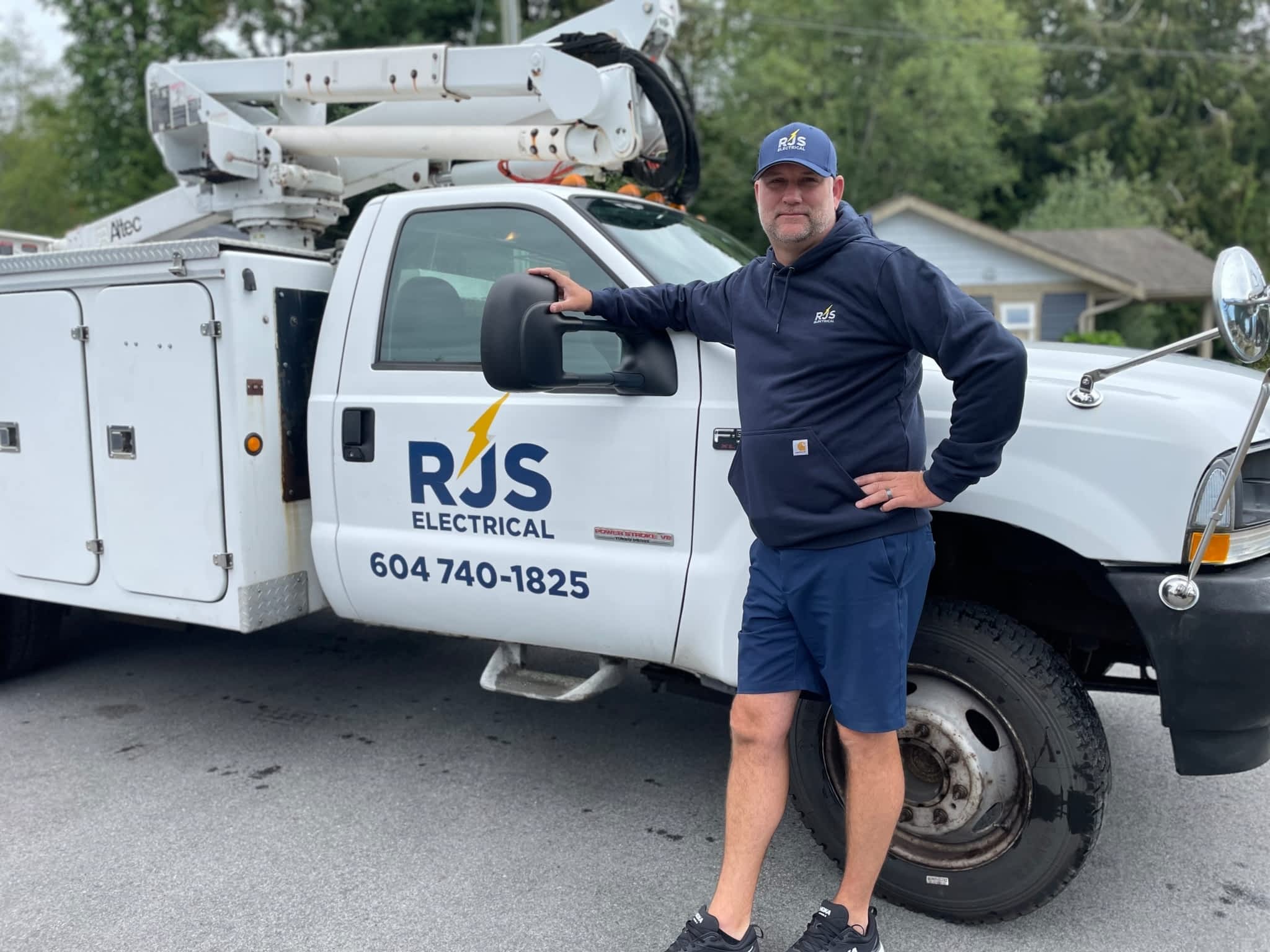 photo RJS Electrical Contracting