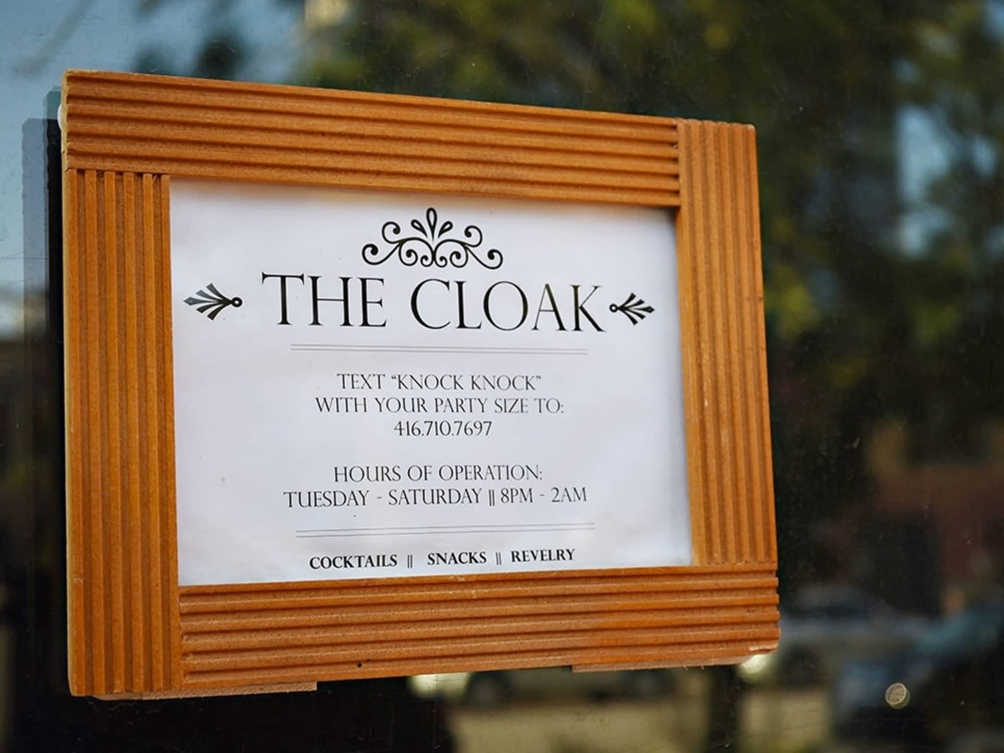 photo The Cloak Bar