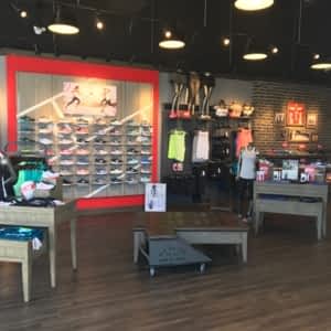 new balance store outlet near me
