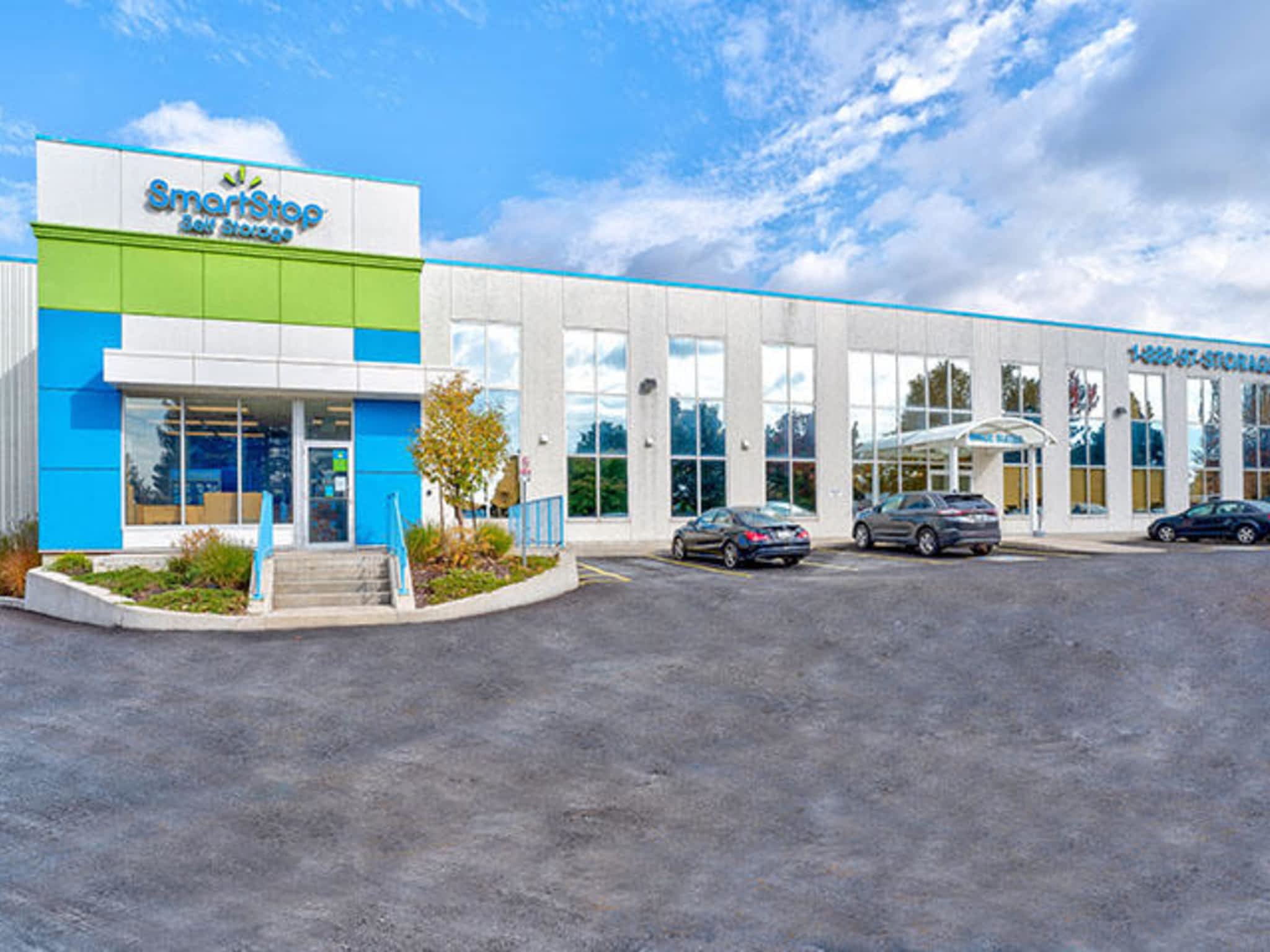 photo SmartStop Self Storage