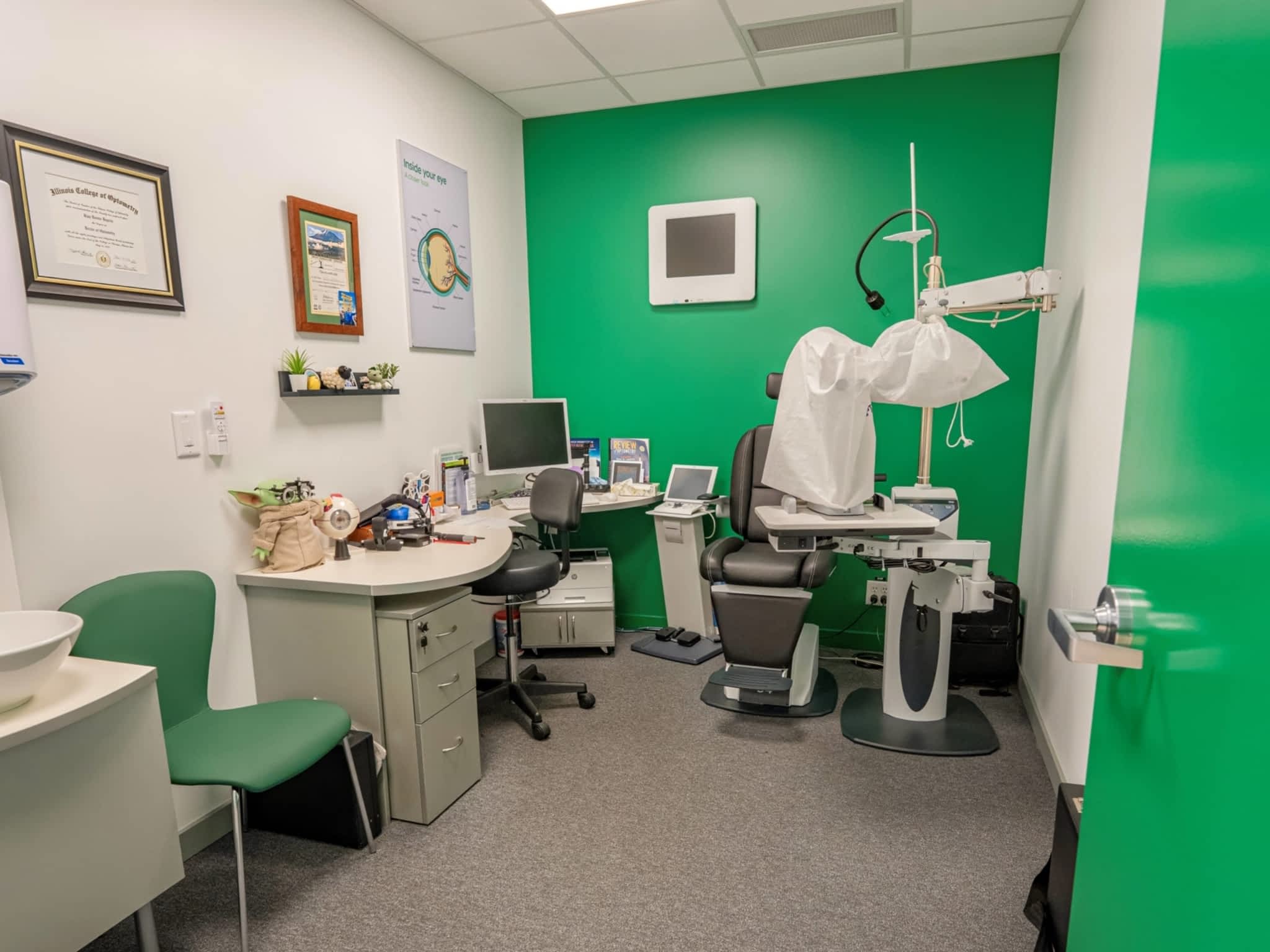 photo Specsavers Sidney