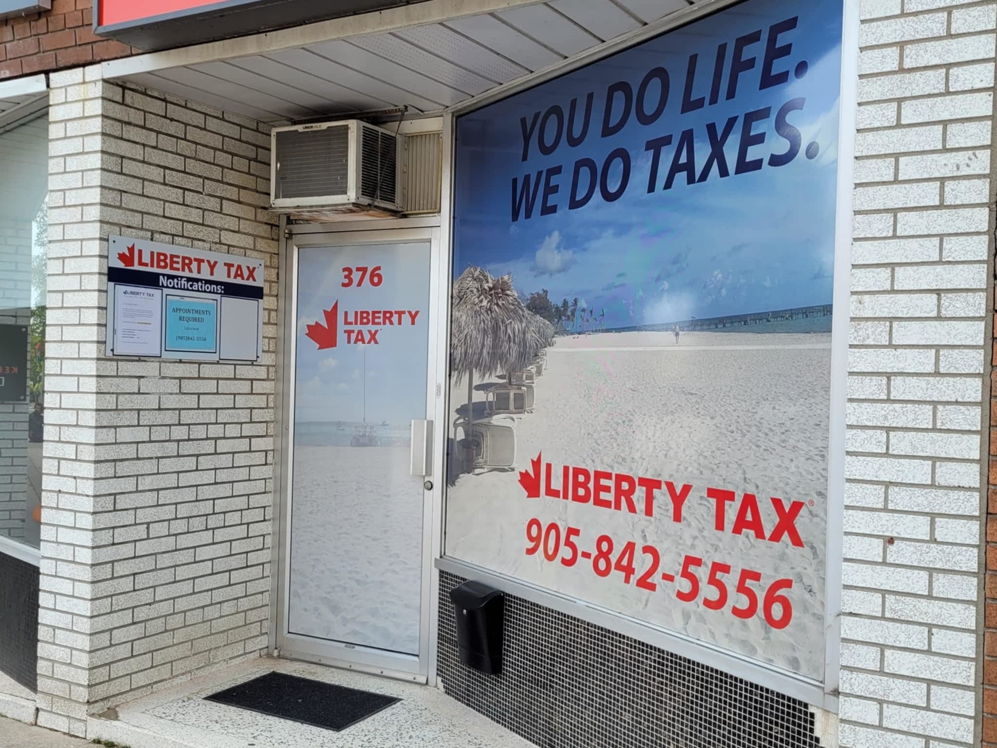 photo Liberty Tax Service