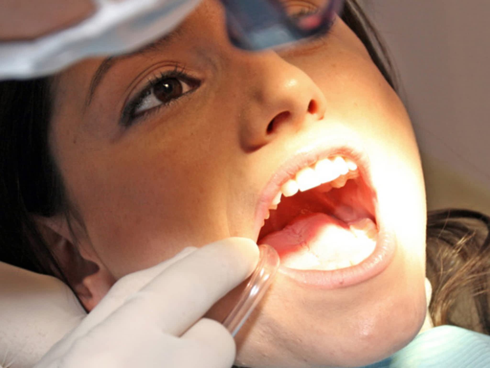 photo Clinique Dentaire et d'Implantologie Dr Marc Desautels Dentiste