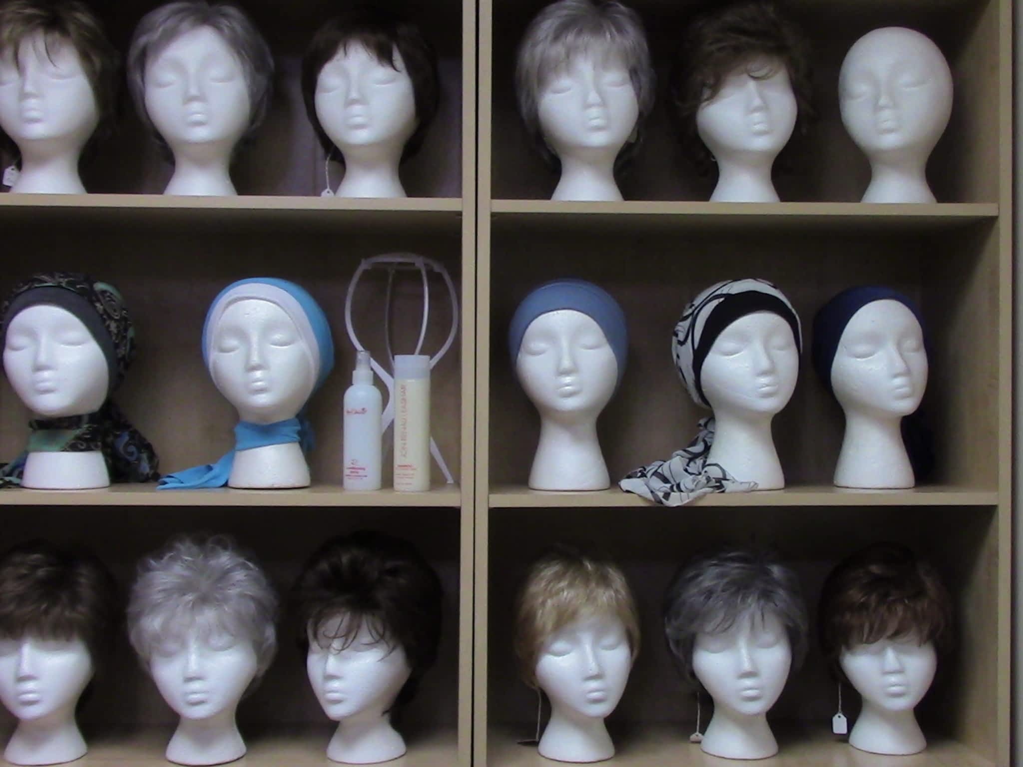 photo Baxter's Wigs