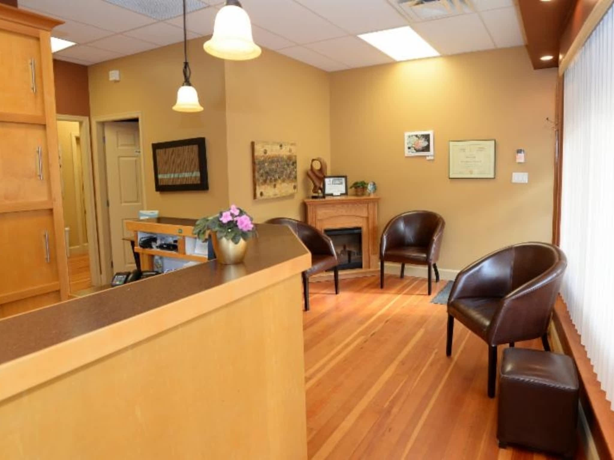 photo Peninsula Denture Clinic Ltd