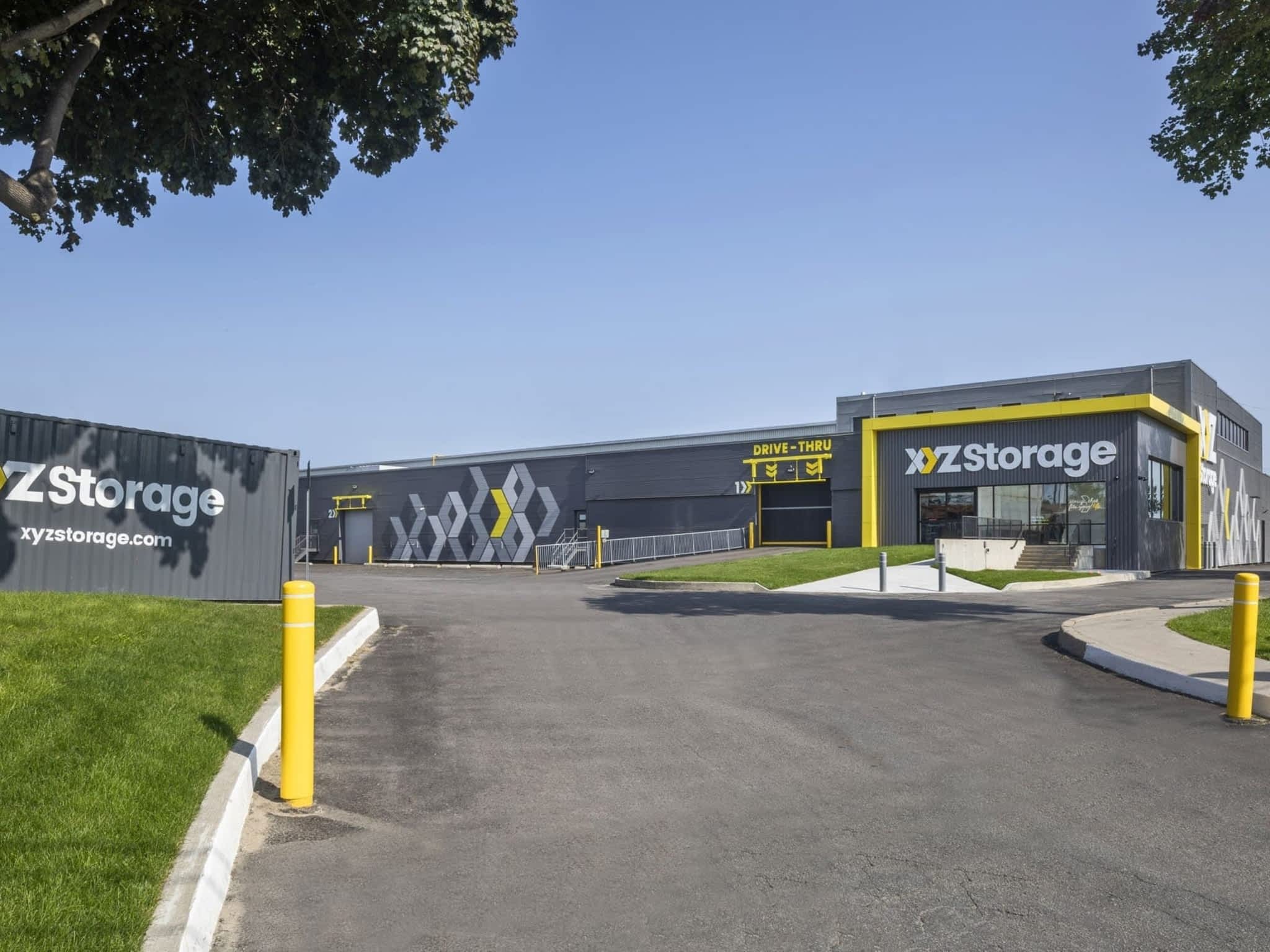 photo XYZ Storage