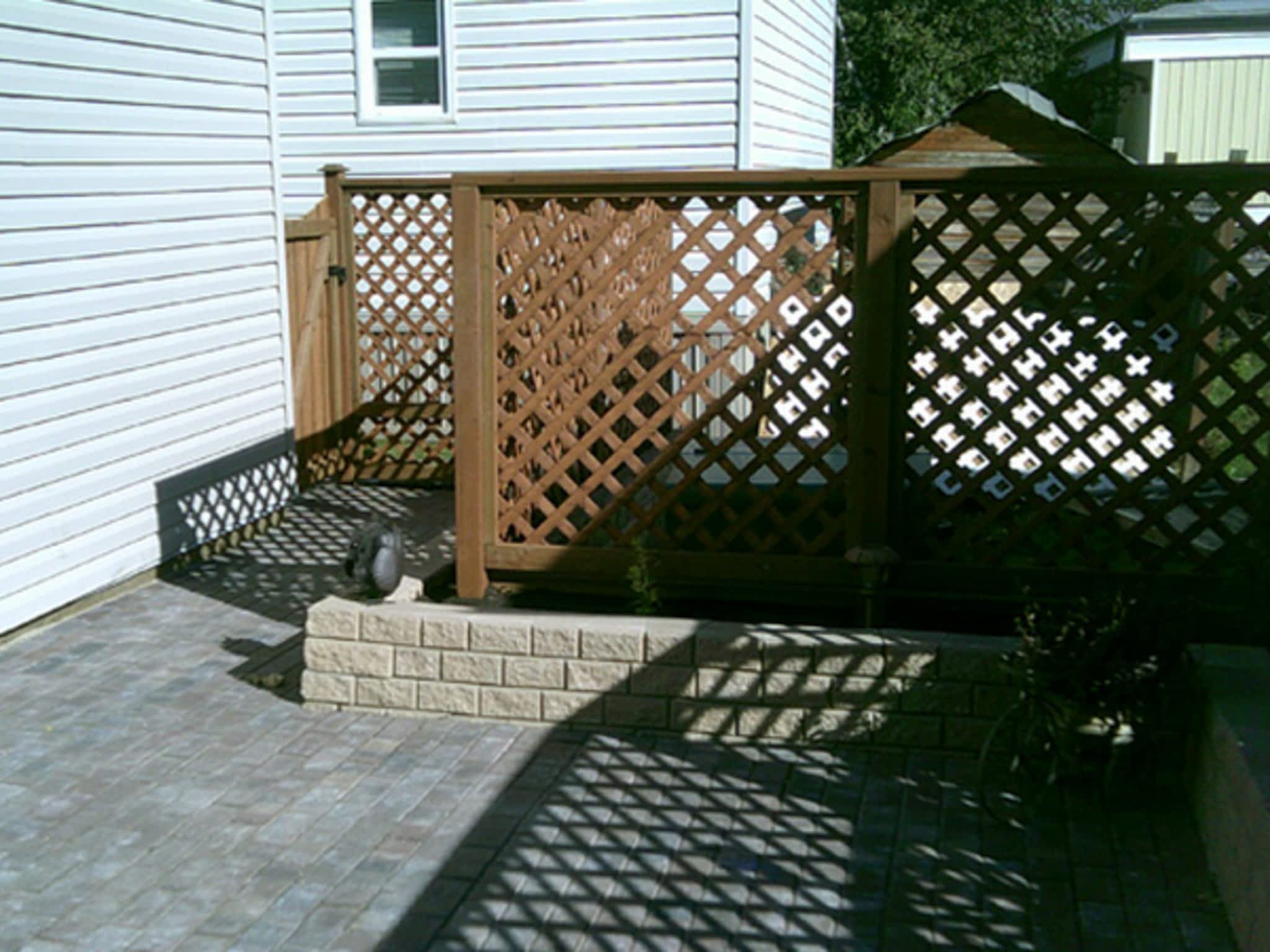 photo Yard Scape Construction