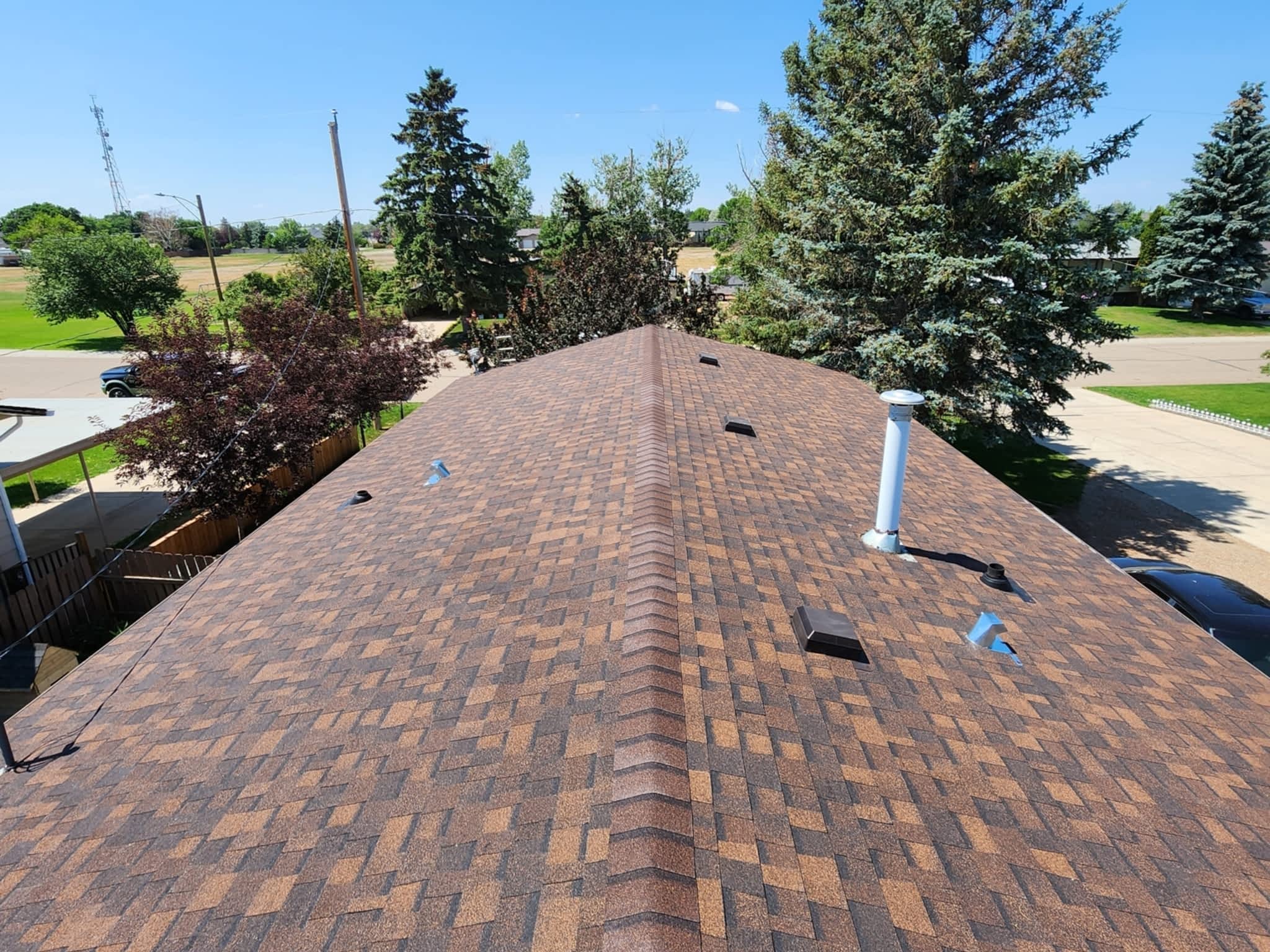 photo Straight Line Roofing Ltd