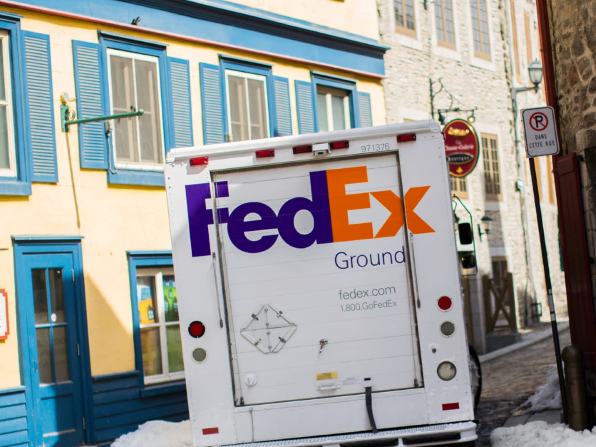 photo FedEx Ship Centre